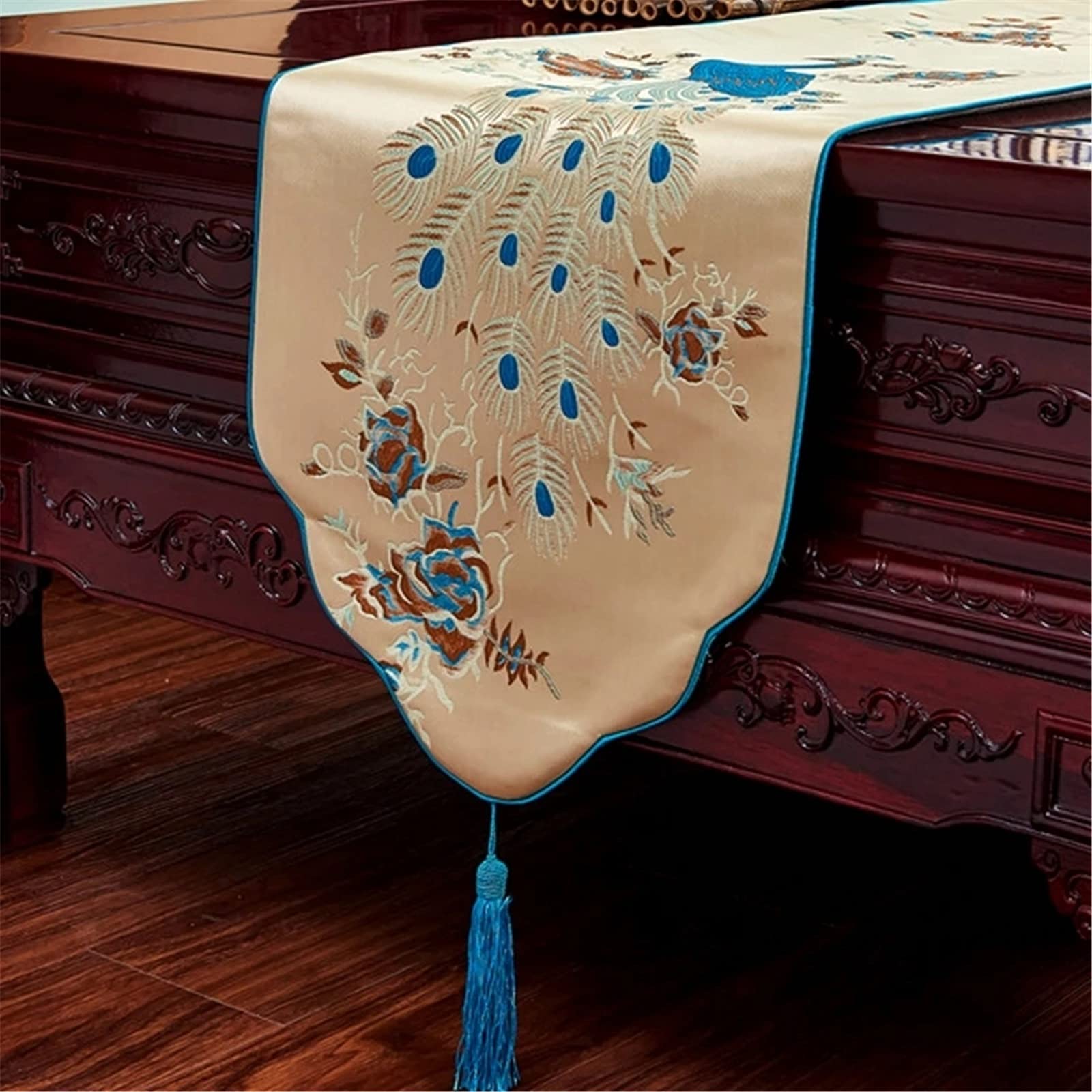 Amazon｜テーブルランナー 孔雀刺繍テーブルランナータッセルモダンな 