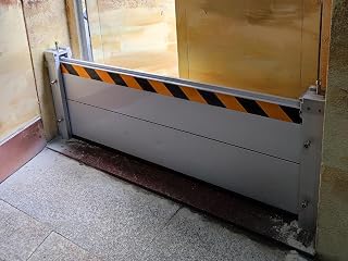 Basement/Door Threshold Flood Defence Dams with Reflective Tape, Garage Doorway Assemble Barriers Panel, Reusable Quick Mount Shield (Color : H 1.3ft(40cm), Size : L 7.6ft(231.6cm))