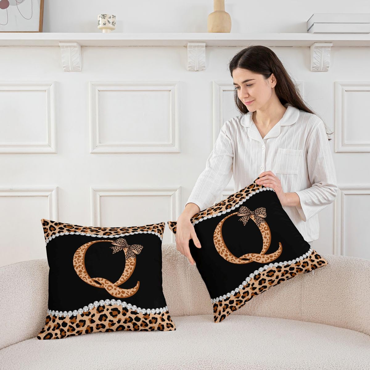 Loussiesd Juego de 4 fundas de cojín con lazo de guepardo marrón de 50 x 50 cm, fundas de almohada decorativas con letra inicial Q, fundas de cojín para sofá, cama, estampado de leopardo, decoración