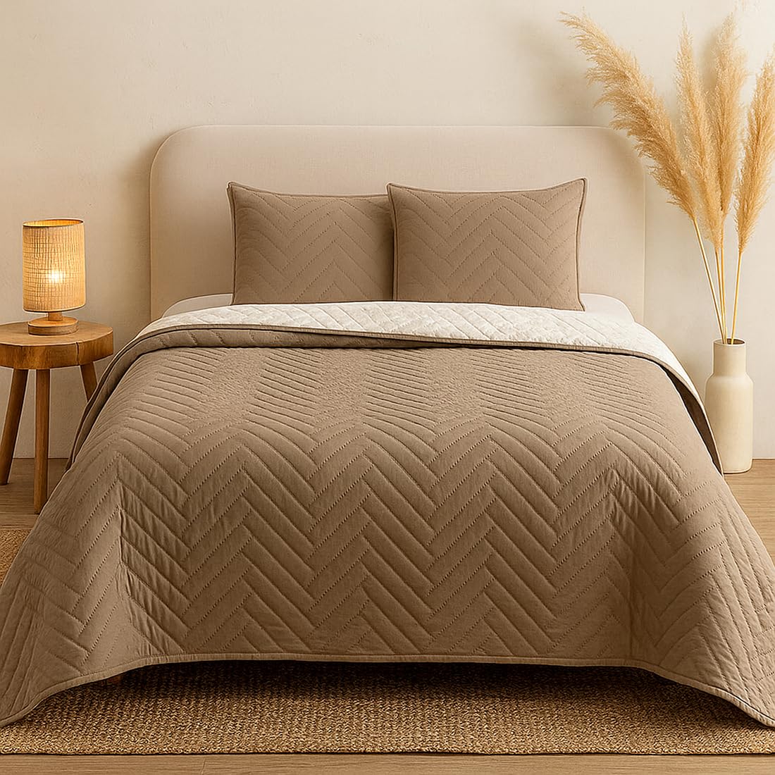 Acomoda Textil - Colcha Bouti Reversible Termosellada + Funda de Cojín 50x70 cm para Dormitorio. Cubrecama, Ligero, Versátil e Ideal para Cualquier Época del Año. (Beige, Cama 150 cm)