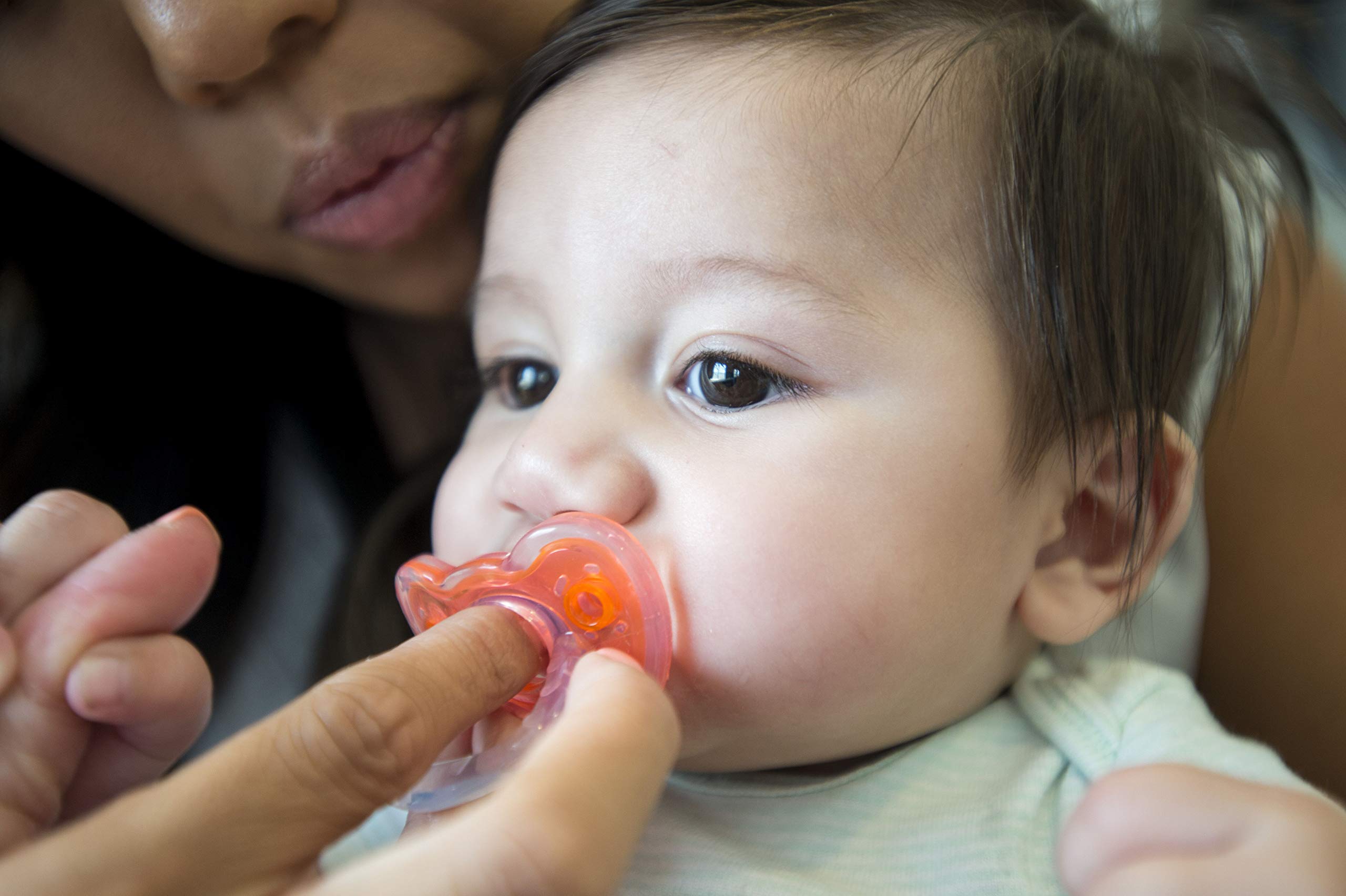 Snapklik.com : Joovy Silinoogie Baby Pacifier Featuring Super-Soft ...