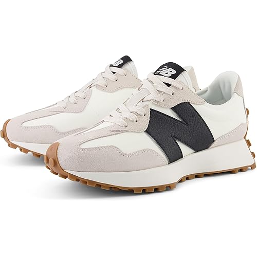 New Balance Women's Classic Sneaker