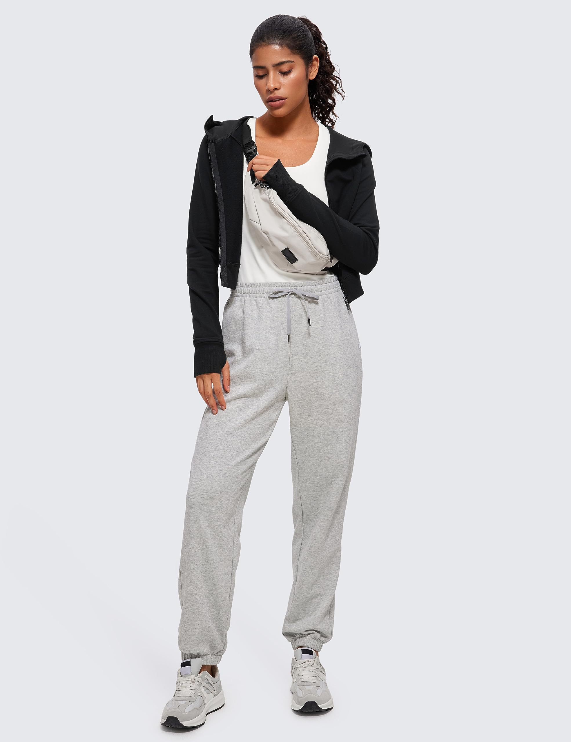 CRZ YOGA Felpa Corta con Cappuccio e Cerniera | Peso Medio, Casual, Morbide, Cerniera Completa, Contenente Cotone, Calda, con Collo a Imbuto, Felpe da Donna
