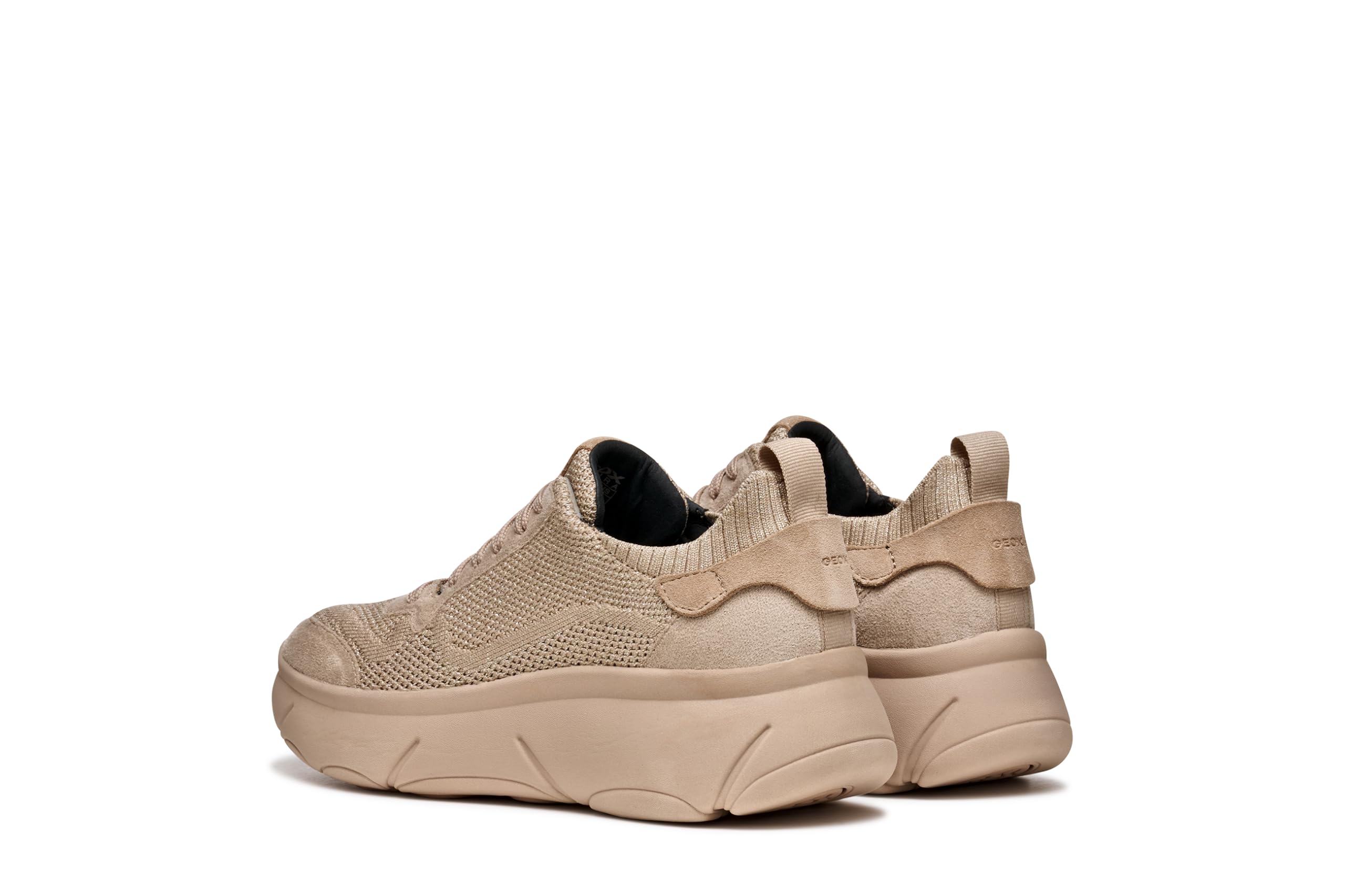Geox Kobiety D Nebula 2.0 XAdidasy