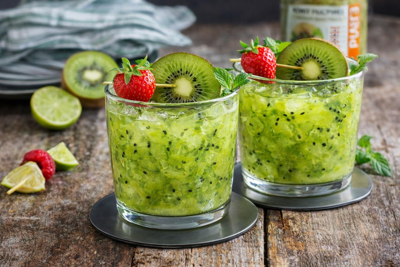 Premium puree kiwi napój, ciasto, desery, lody, gastronomia, owoce, kivi, miąższ owocowy, smoothie, egzotyczne owoce