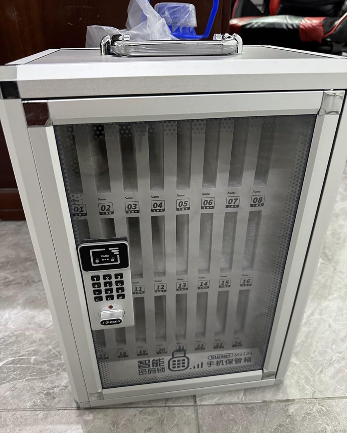Caja de almacenamiento para teléfonos celulares para aulas con cerraduras y armario de almacenamiento tipo cárcel de acrílico transparente, estación de carga móvil para teléfonos, caja de almacenami