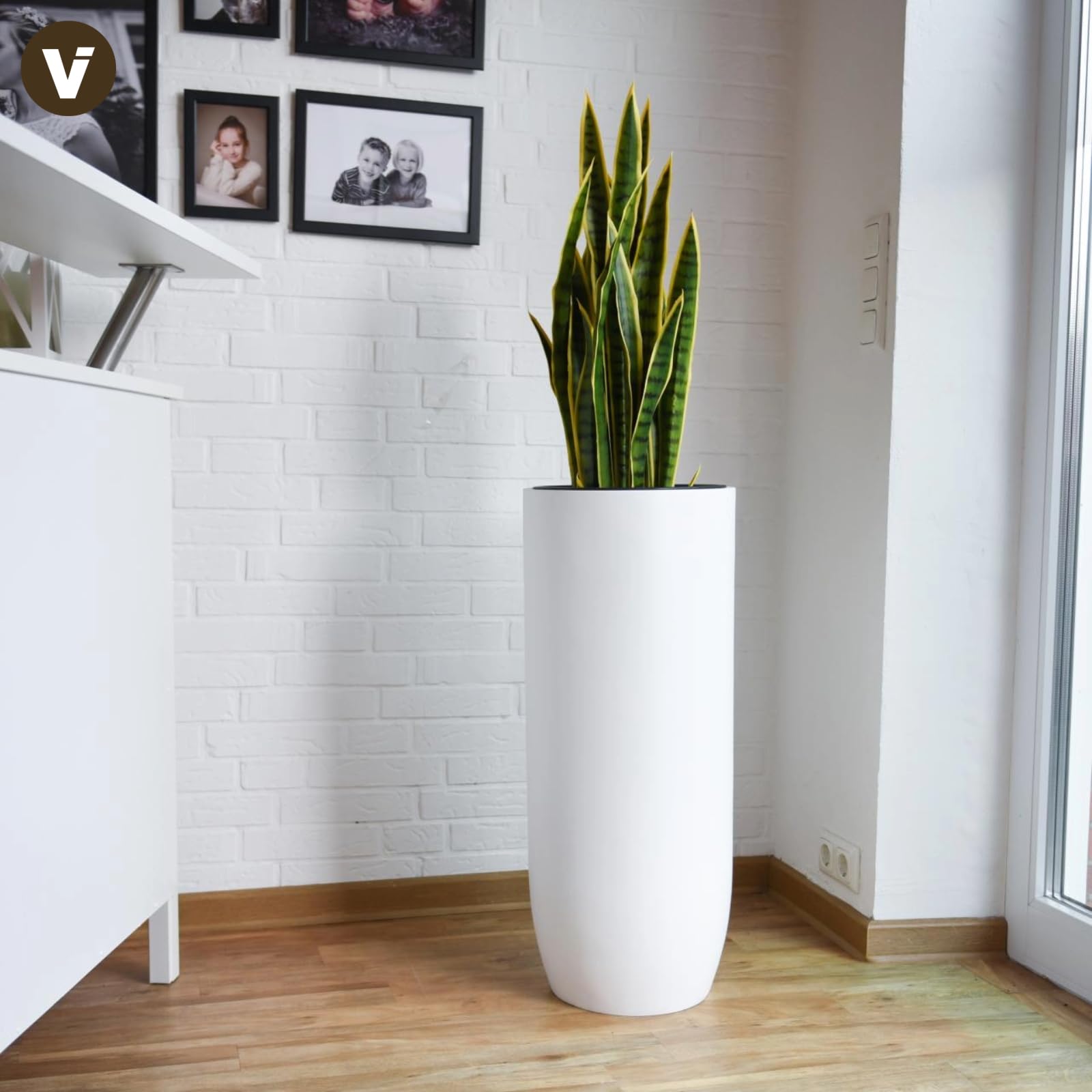 VIVANNO Pflanzkübel Bodenvase Solerio Fiberglas Weiß Matt 80x33 cm | Frostsicherer XXL Blumentopf, wetterfeste Stehvase für outdoor und draußen, edles Pflanzgefäß inklusive Einsatz