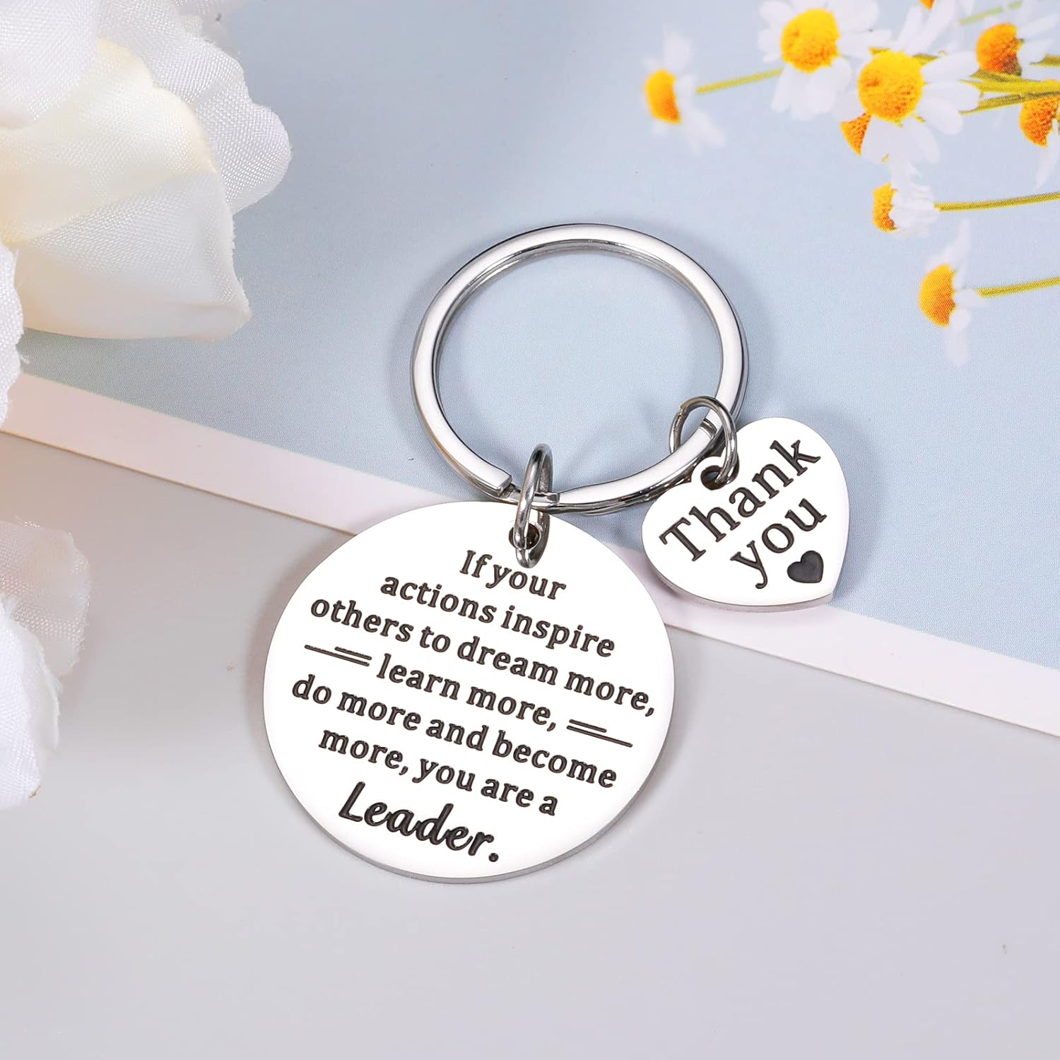 Vista 2 de Llavero de agradecimiento al jefe, regalo para hombres, mujeres, regalo de oficina para líderes, supervisores, mentores, compañeros de trabajo