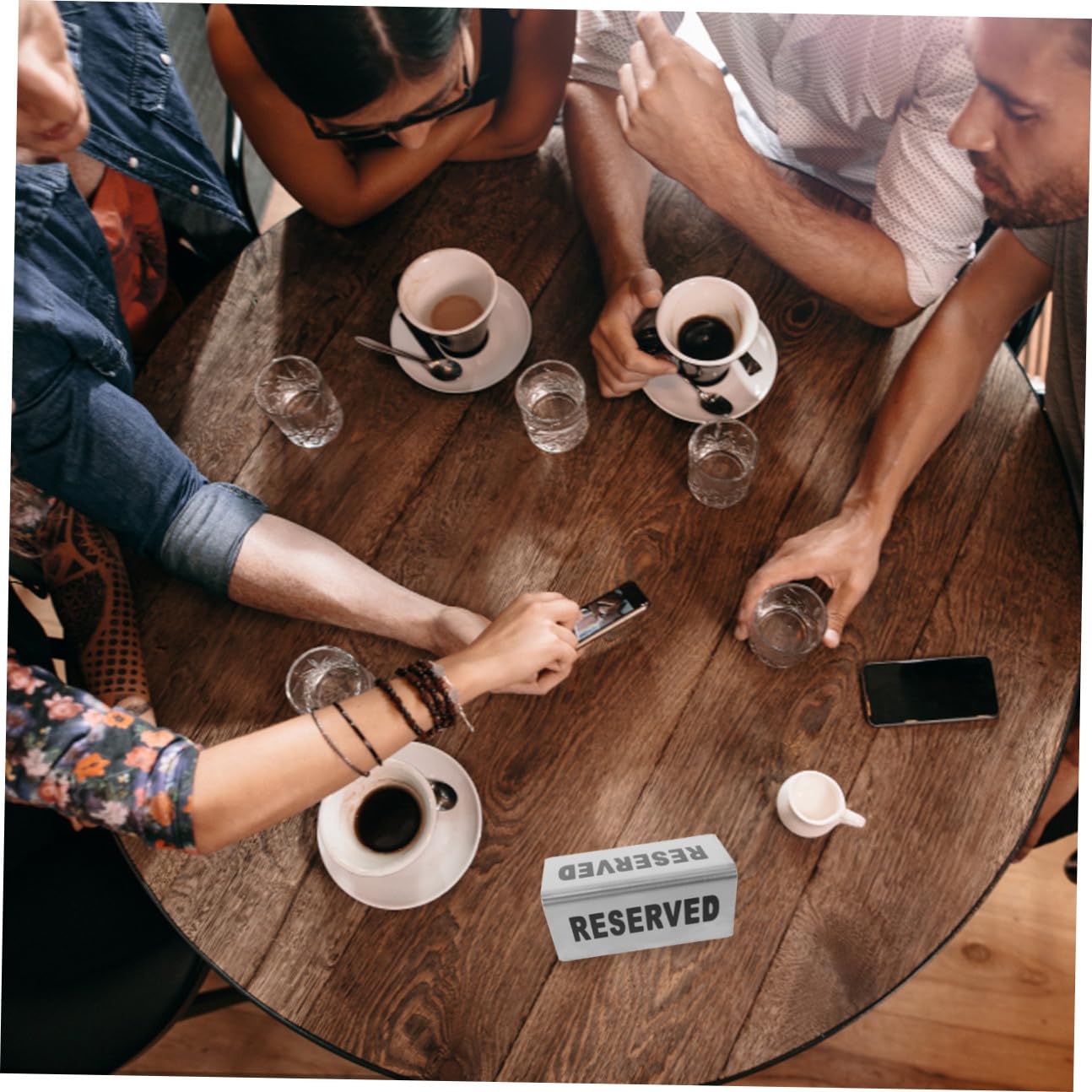 Cabilock 4 piezas Carteles Reservados de Mesa Doble Cara de Acero Inoxidable Plateado para Restaurantes Hoteles Eventos y Bodas