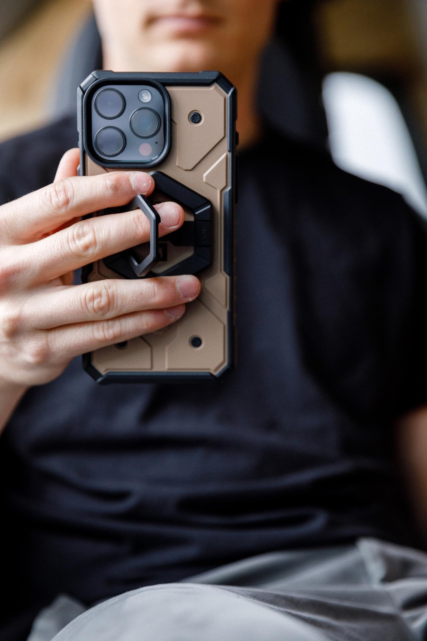 URBAN ARMOR GEAR UAG - Soporte magnético para teléfono compatible con imán MagSafe, agarre de anillo de metal extraíble y soporte ajustable de rotación de 360 grados para iPhone 17, Galaxy S26, verde