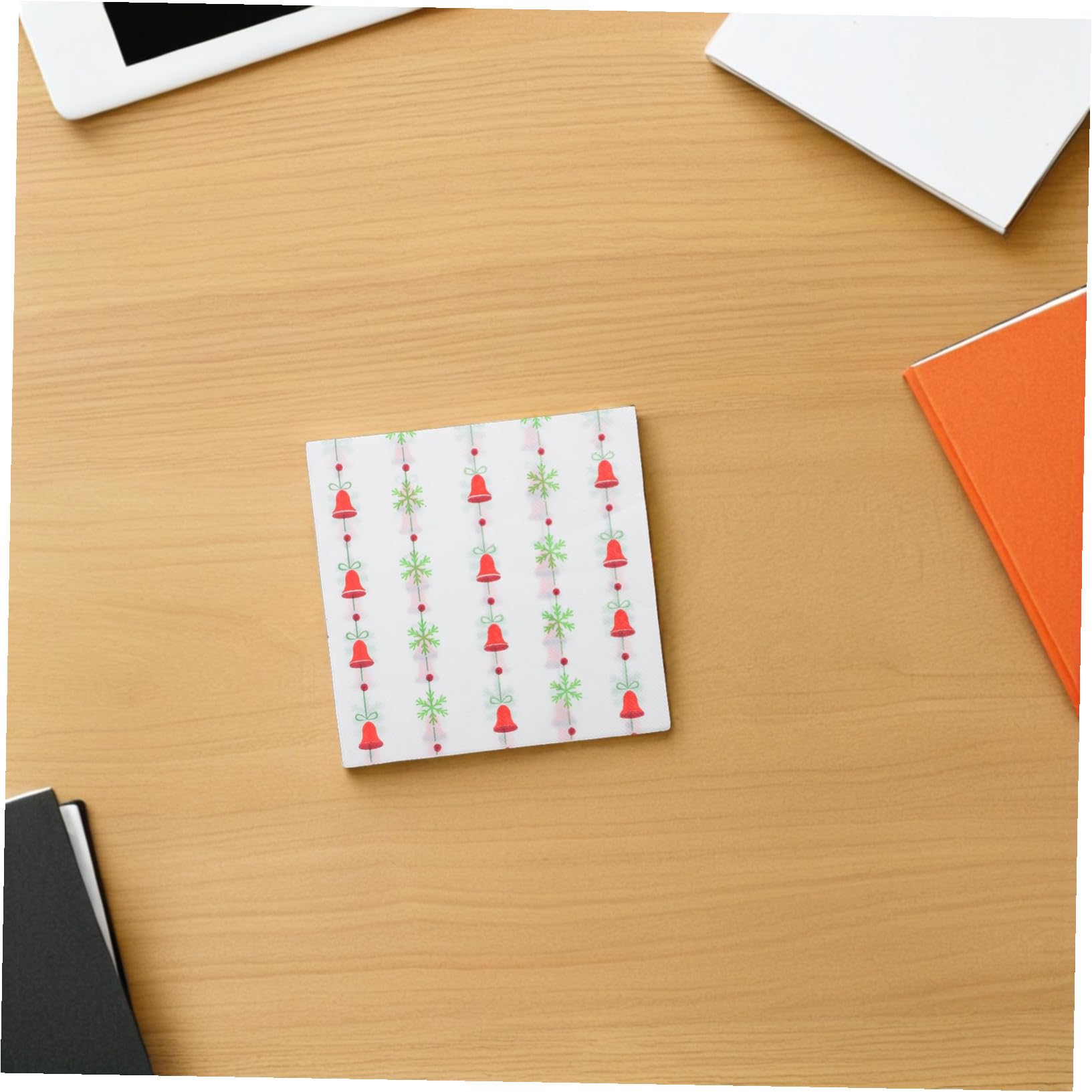 Beaupretty 120 Piezas Servilletas de Papel Navideñas Estampado de Campanas Estilo Retro Servilletas de Invierno Desechables para Decorar Fiestas de Navidad para Celebraciones Invernales