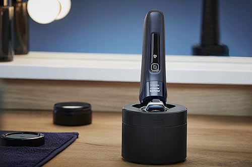 Vista 12 de Philips Norelco Shaver 7800, afeitadora eléctrica recargable en seco y húmedo con tecnología SenseIQ, cápsula de limpieza rápida, soporte de carga