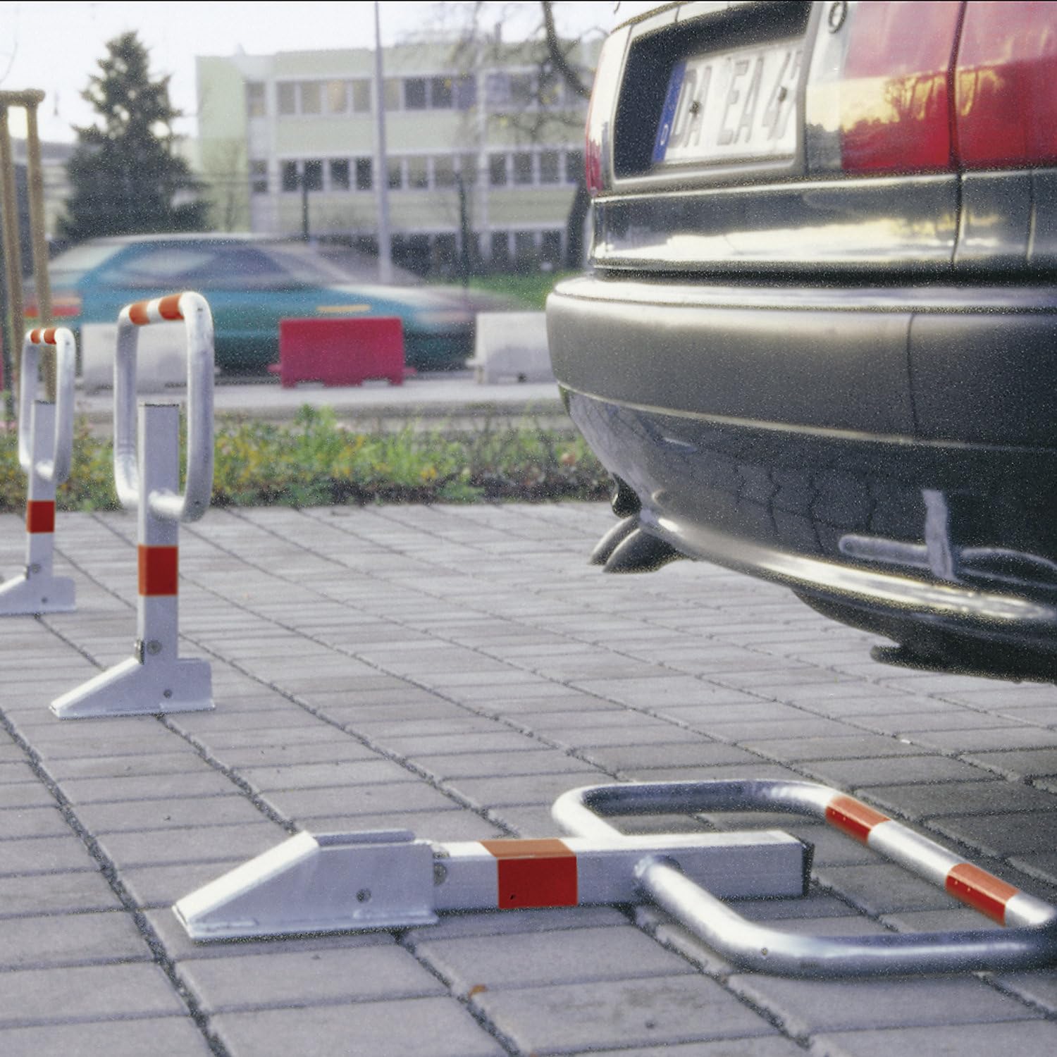 Barrière de parking - à bétonner - galvanisé à chaud - Arceau de protection Arceaux de protection Barrière de parking Barrière de protection Barrières de parking Barrières de protection Contrôle d'accès Délimitation de parking Délimitations de parking