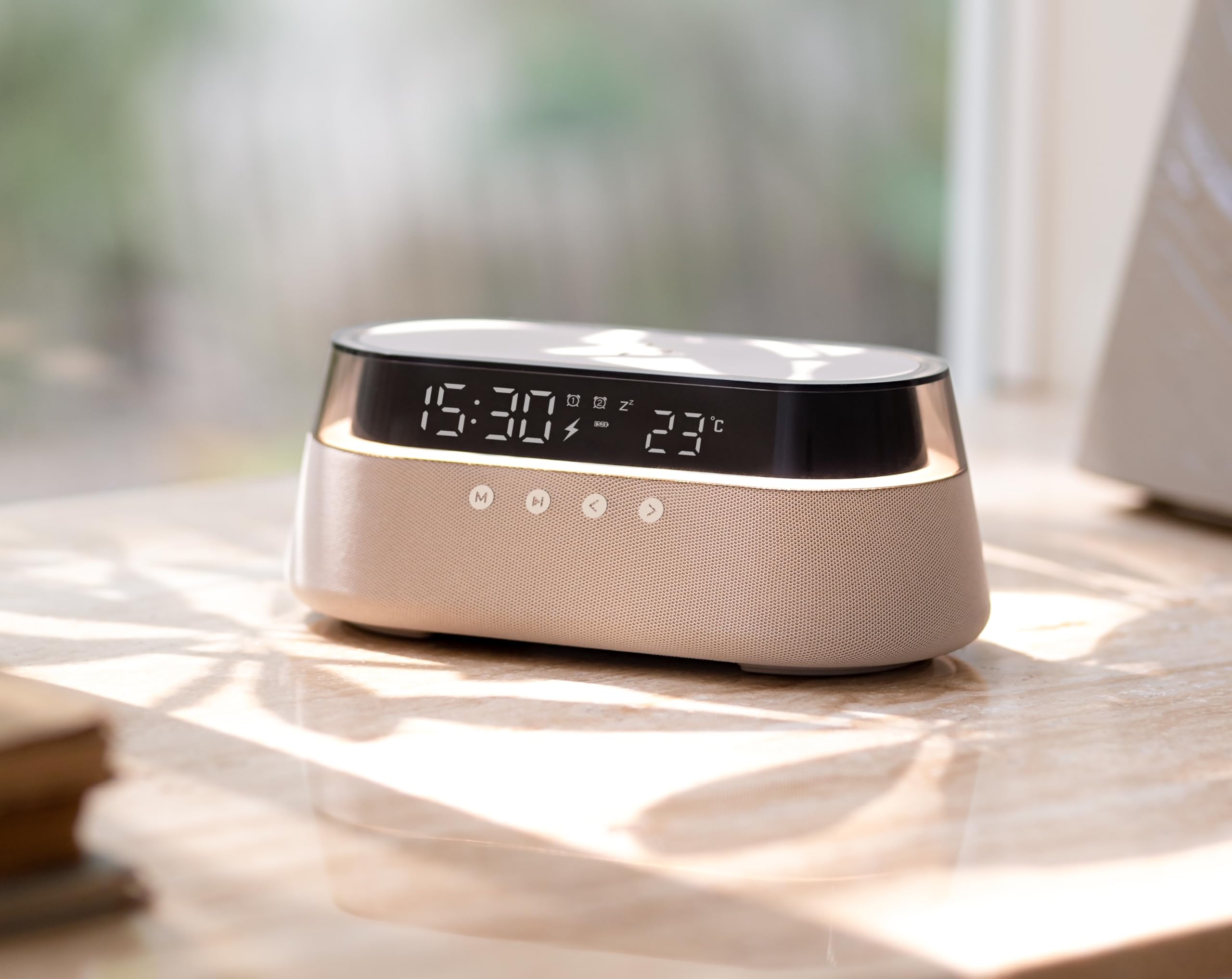 Station intelligente | Station de charge sans fil 6 en 1 | Haut-parleur Bluetooth | Horloge | Lampe | Radio | Chargeur sans fil rapide 15 W | Chargeur de téléphone portable pour iPhone