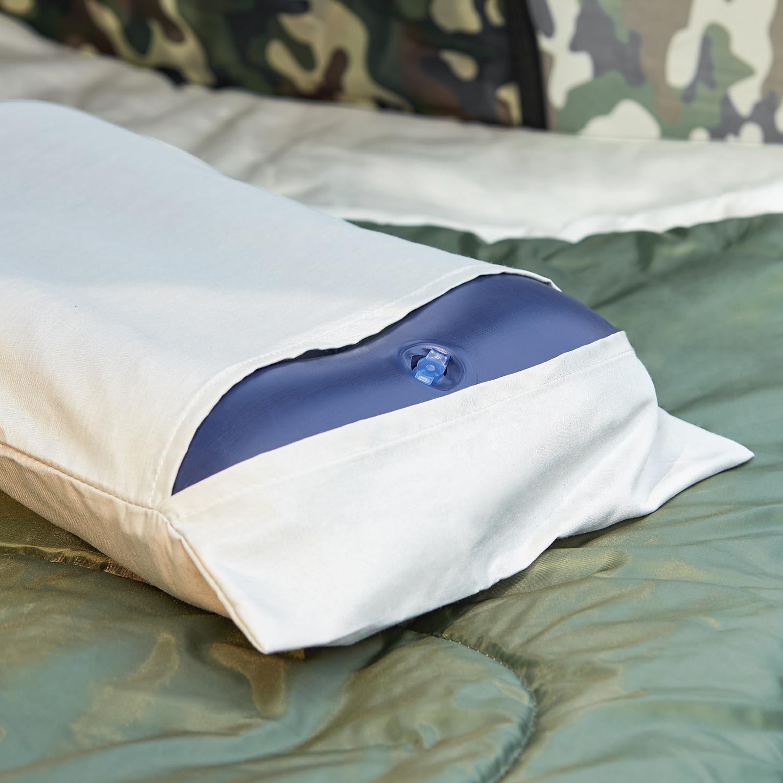 SoBuy Feldbett mit Zelt Schlafsack Wurfzelt Matratze und Zubehör Zelt 2 Person 2 Mann Zelt Feldbett 4in1-Zelt mit Campingliege Tarnfarbe BHT ca. 193x188x145cm OGS32-L-TN