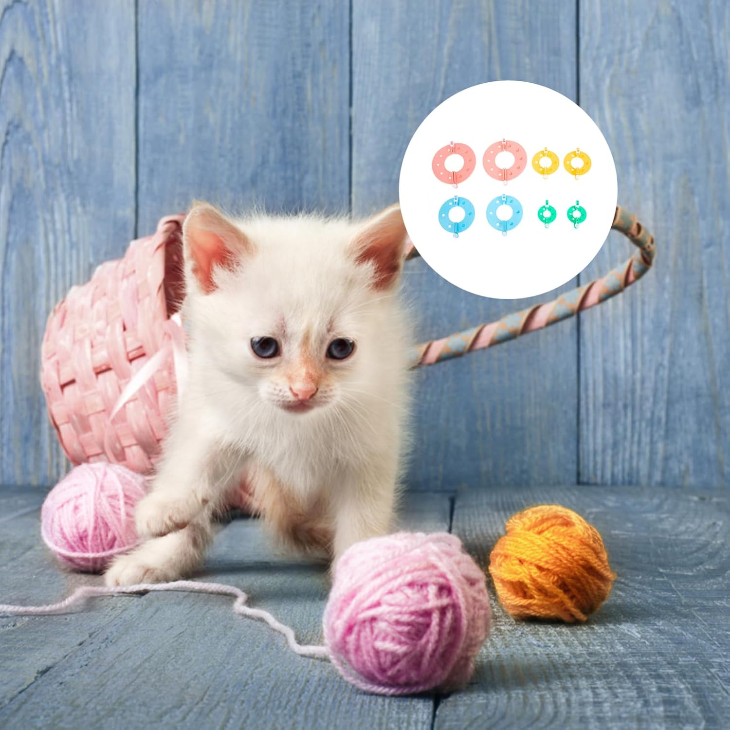 STOBOK 16pcs Pompom Knitter DIY Crafts DIY Wool Yarn Winder Dolphin Beads Fluffy Balls Crochet Tool Pom Pom Hand Knitting Tool Braiding Tool Hand Tool Fluff Needle Fluff Ball Pp Manual, 9x9cm