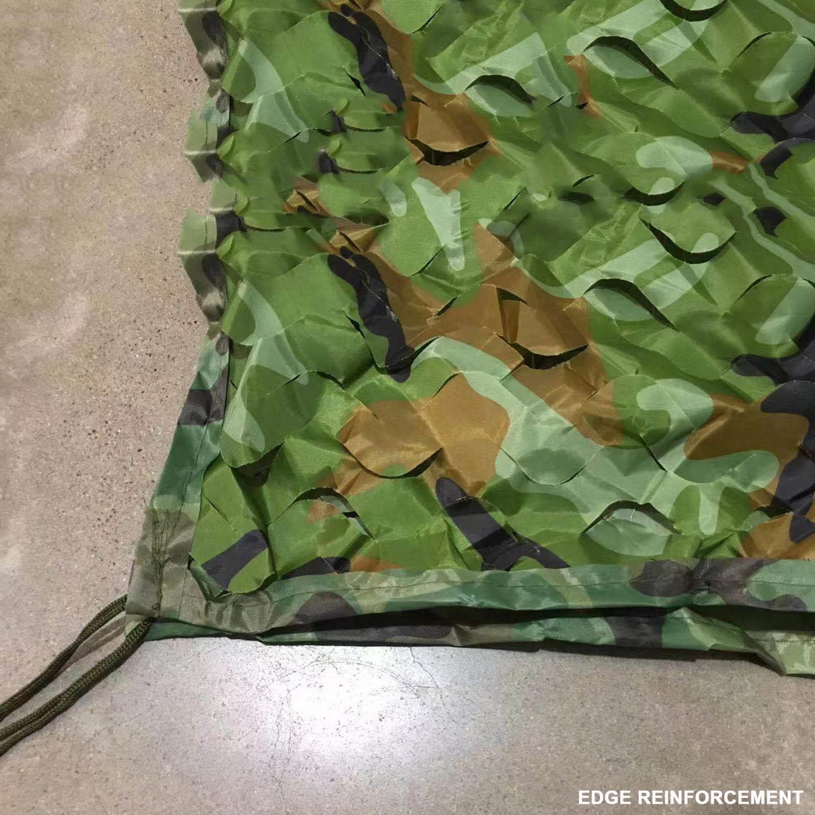 イギリス軍 放出品 カムフラージュネット DPM 偽装網 2 x 2.5 m イギリス軍 放出品 カムフラージュネット DPM 偽装網 2 x 2.5 m