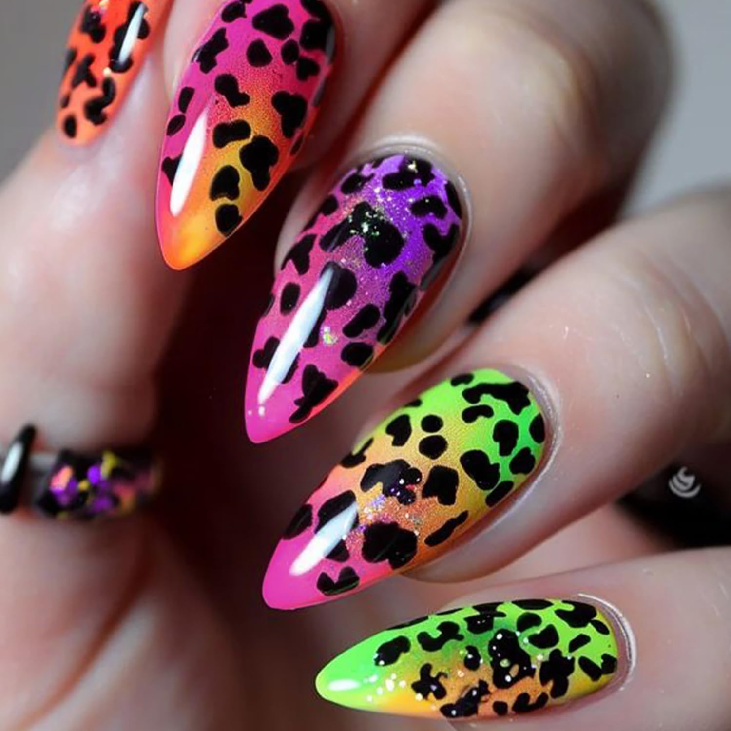 Leopard Press On Nails - Medium Length Almond Shaped False Nails, Colorful Gradient Design, Full Cover Coffin Nails, Artificial Stick On Glossy Glue