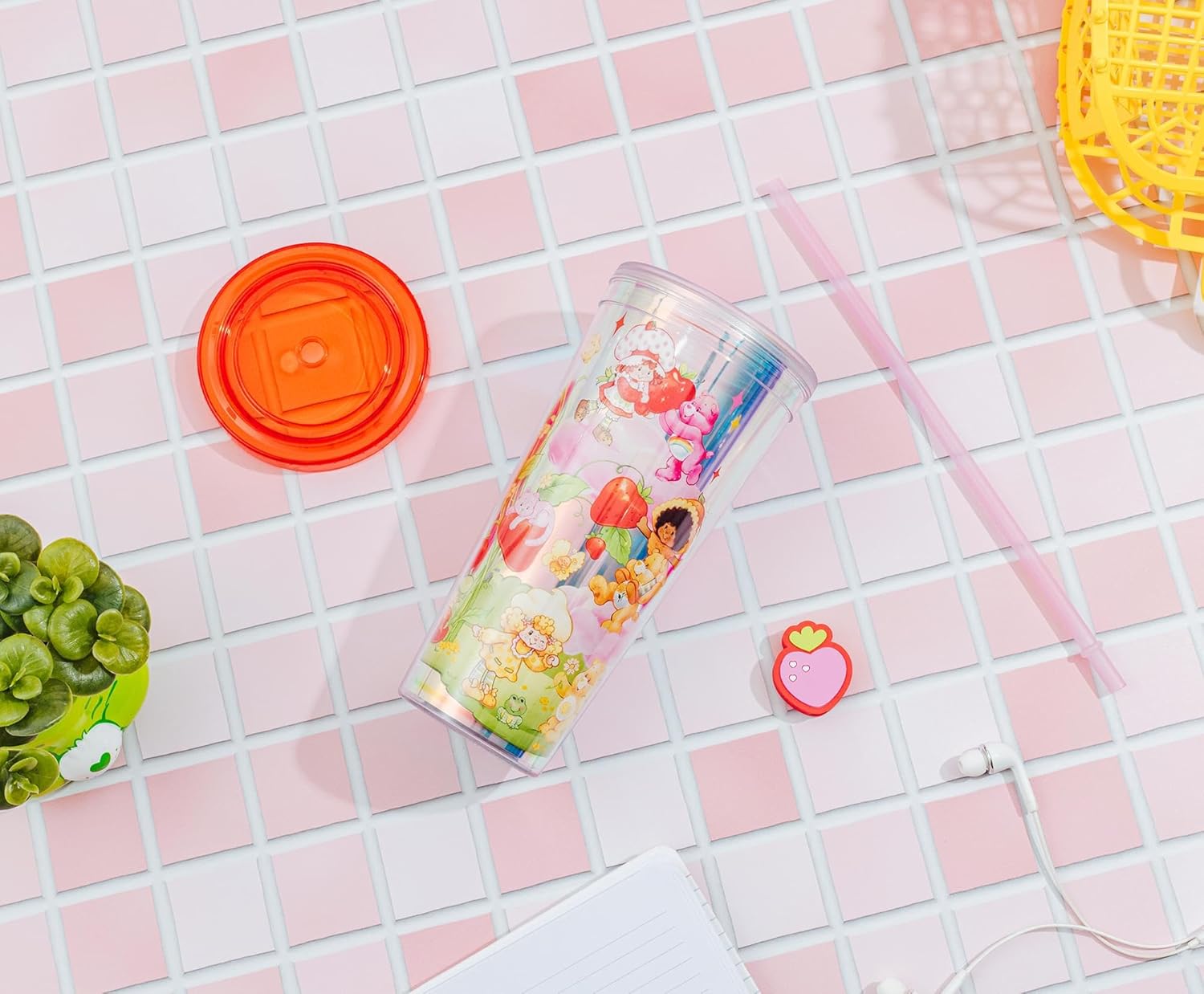 Silver Buffalo Care Bears and Strawberry Shortcake Featuring Cheer, Funshine, Friend, Orange Blossom, and Lemon Meringue Iridescent Plastic Cold Cup with Lid and Topper Straw, 24 Ounces - Image 9