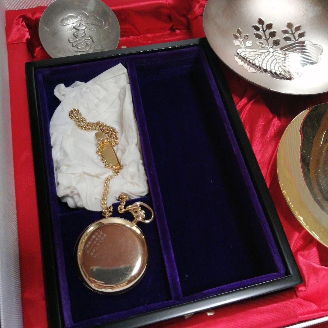 内閣総理大臣　懐中時計 美品】内閣総理大臣贈 懐中時計 会津塗共箱入り 五七の桐紋入 軍人恩給