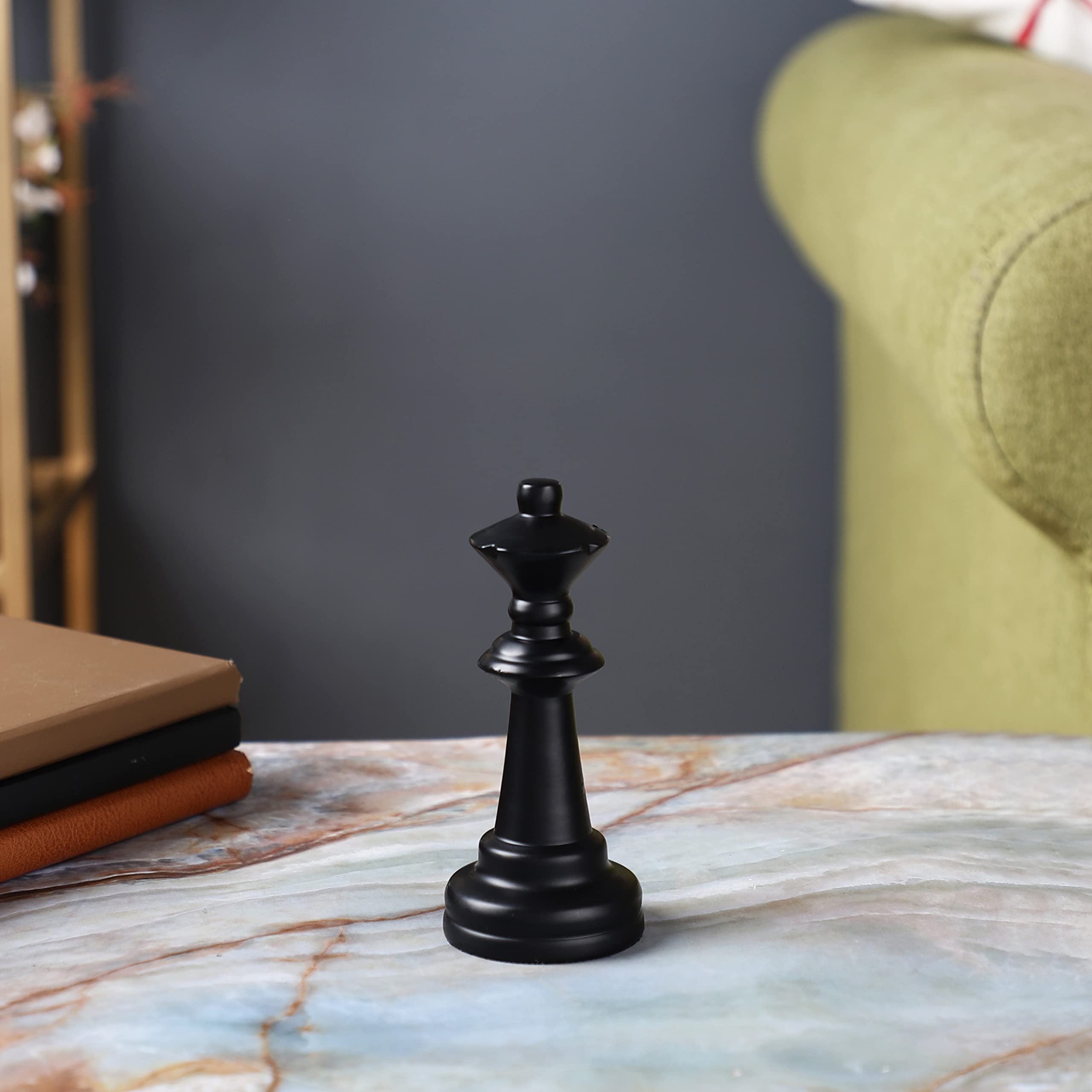 Decor de Maison Brings Handcrafted Chess Queen Small Decorative Showpiece|Chess Pieces for Home Decor|Sculpture for Livingroom, Drawing Room, Office, Table, Desk & Shelf Decor in Black (8X8X14cm)