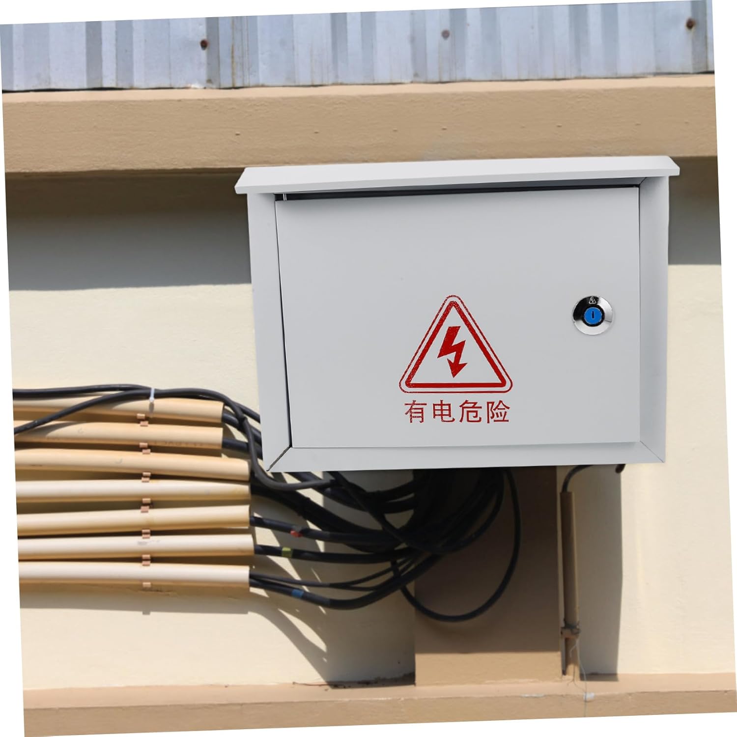 Weatherproof Junction Box Outdoor Electric Box Sturdy Construction Iron Easy to Clean