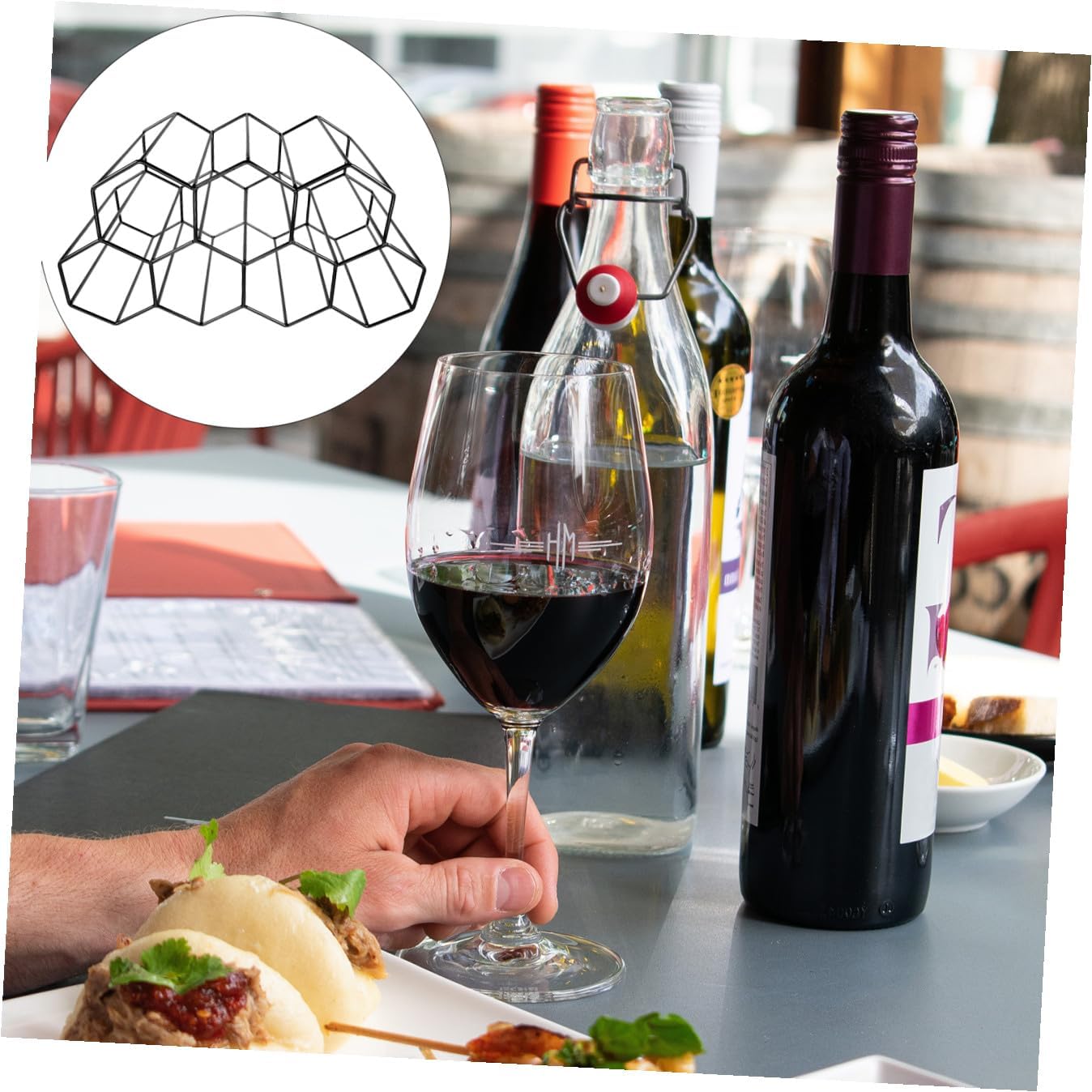 Honeycomb Metal Wine Rack 7-Hole Bar Wine Shelf Iron Bottle Display Stand for Home Kitchen Tabletop Storage