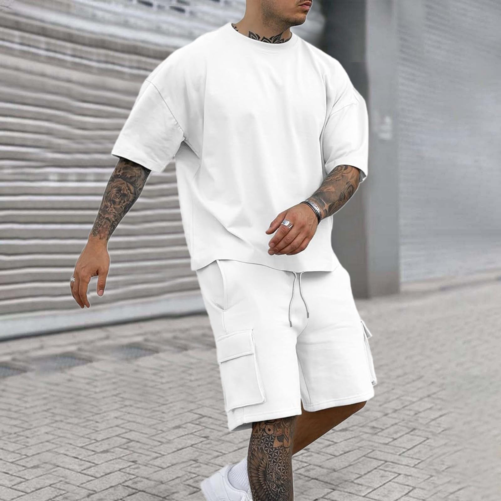 Survêtement 2 pièces pour homme - Survêtement d'été surdimensionné - T-shirt et short - 2 pièces - Survêtement de sport hip hop streetwear - Tenue de loisirs - Tenue à manches courtes pour homme