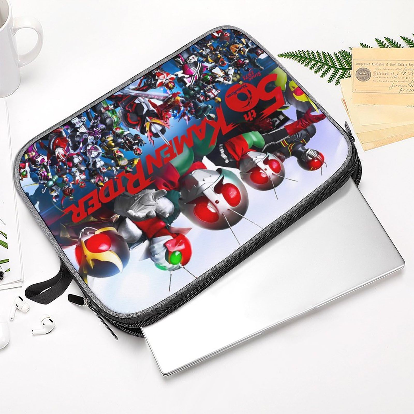 Amazon.co.jp: 仮面ライダー タブレットケース パソコンケース 耐衝撃