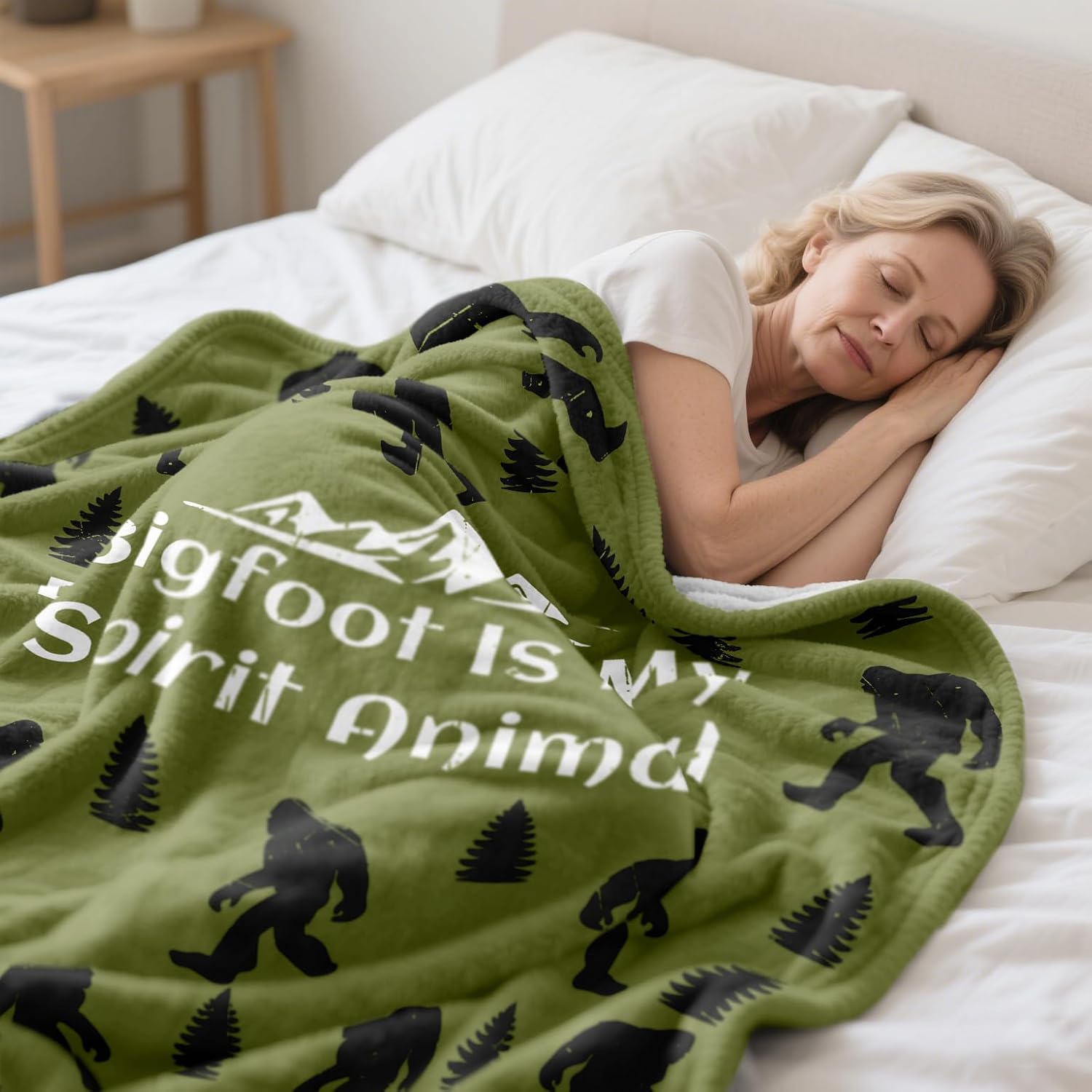 Bigfoot Blanket 50"x60", Big Foot Sasquatch Gifts, Sasquatch Gifts, Cool Bigfoot Gifts for Men, Women, Dad, Grandpa, Birthday Gift Throws Blanket