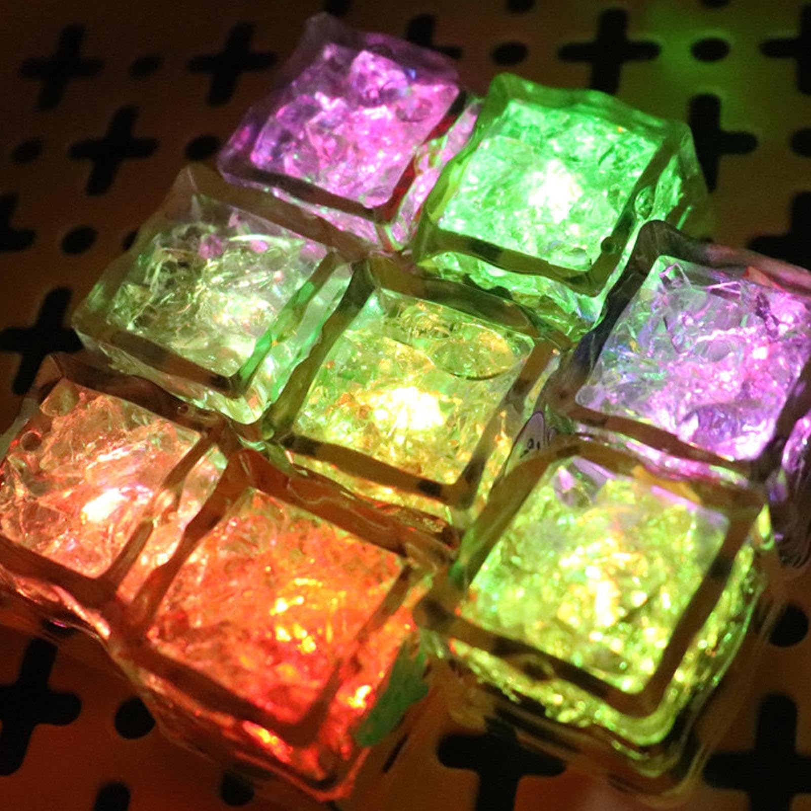 8Pcs Bathtub Light Up Cubes, LED Light Up Ice Cubess For Bath, Colorful Slow Flashing Ice Cubes Sensory Toys, Led Multicolor Bath Glow Cube Water Activated With Sea Pattern For Kids Boys Girls Adult
