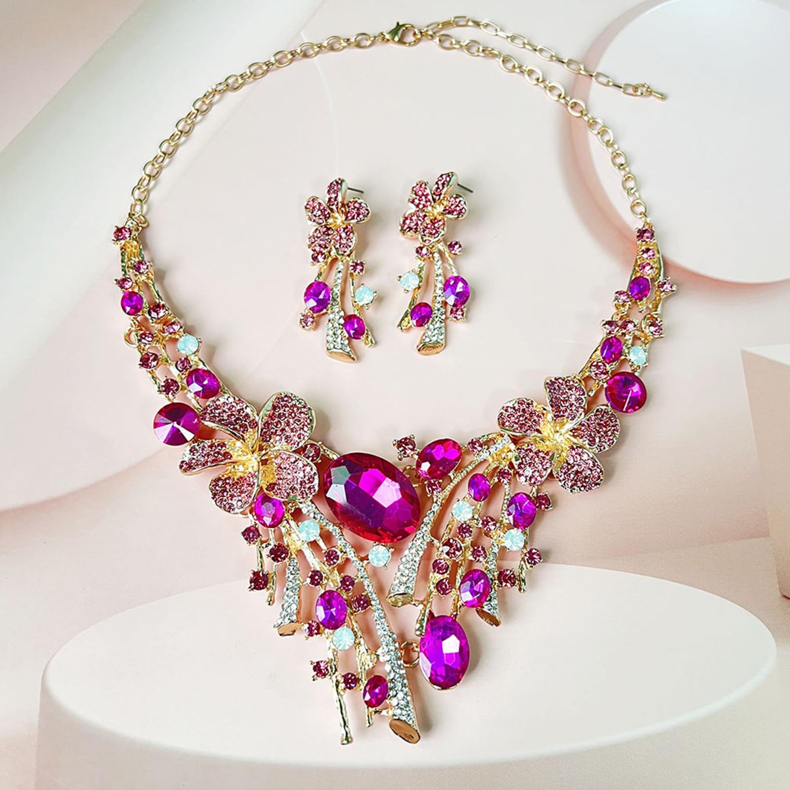 Deslumbrante juego de collar y aretes de tuerca con longitud ajustable, exquisito juego de joyas adecuado para un estilo versátil, joyería floral geométrica
