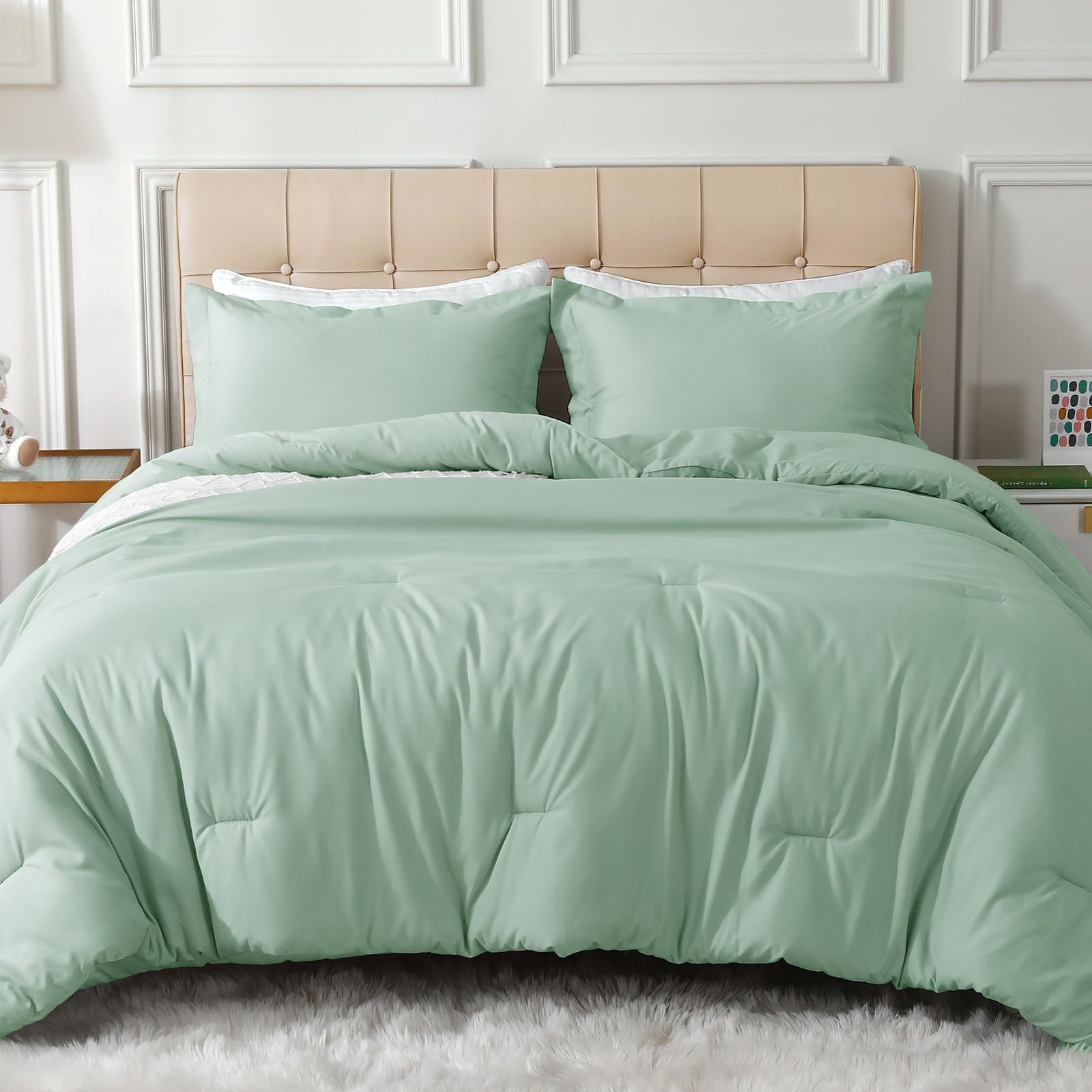 Soft Lightweight Comforter, Solid Color King Size Comforter