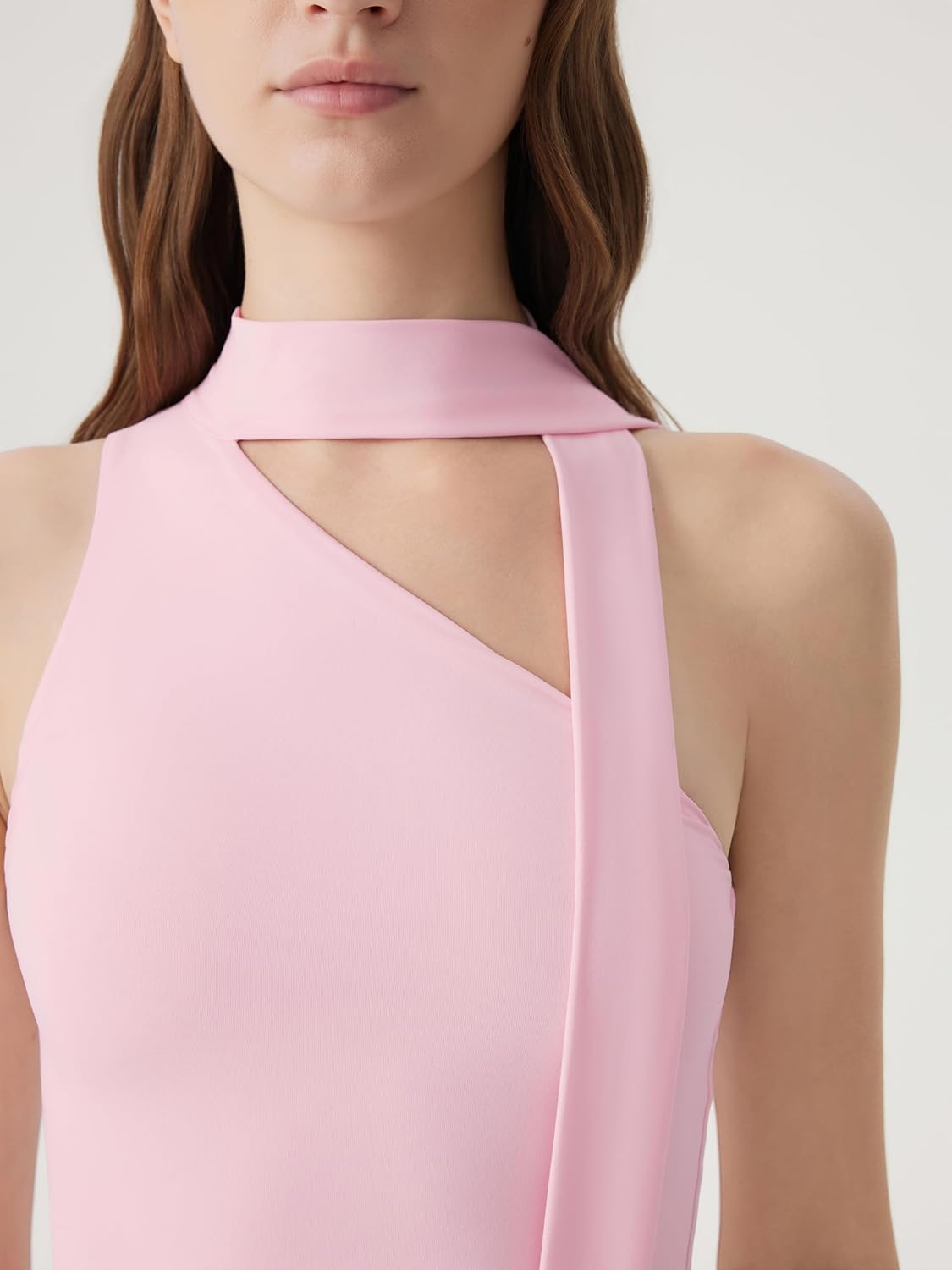 SUUKSESS Women Halter High Neck Tank Tops Off Shoulder Double Lined Going Out Shirts with Scarf - Image 4