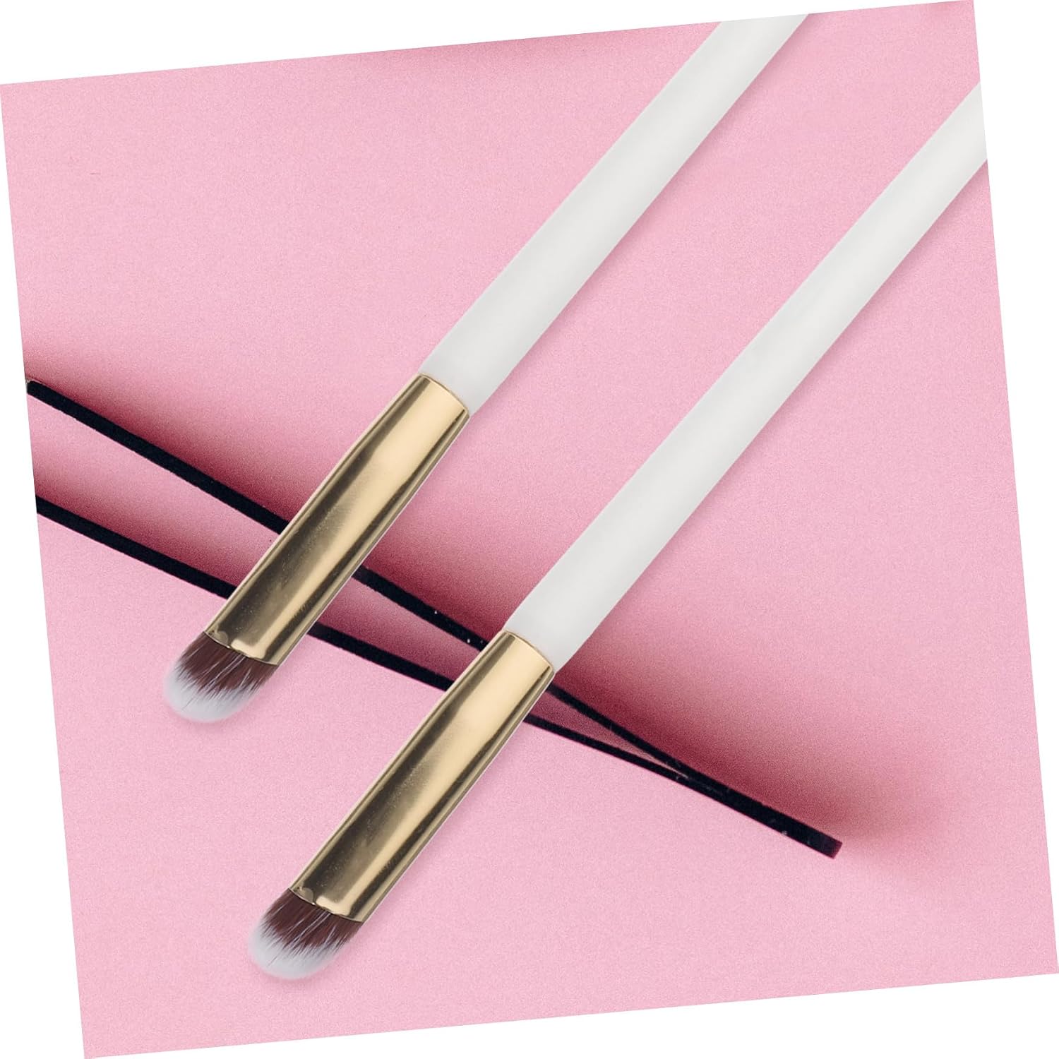 BETOOKY 10pcs Small Angled Concealer Makeup Brushes Set, under Eye Blending Concealer Brush with Soft Synthetic Bristles for Precise Cosmetics Application, for Professional and Daily