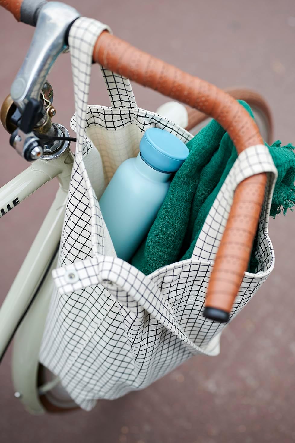 Mepal – Insulated Bottle Ellipse – Double Walled Insulated Bottle – Drinking Bottle On The Go – 9 Hours Hot & 12 Hours Cold – Stainless Steel - 350 ml – Nordic Green