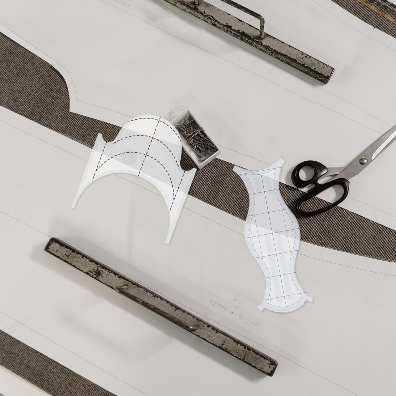 STOBOK 9piezas Regla Acrílica Para Patchwork Plantilla De Costura Multifuncional Para Diseño De Ropa y Manualidades Herramienta De Costura Ligera y Portátil