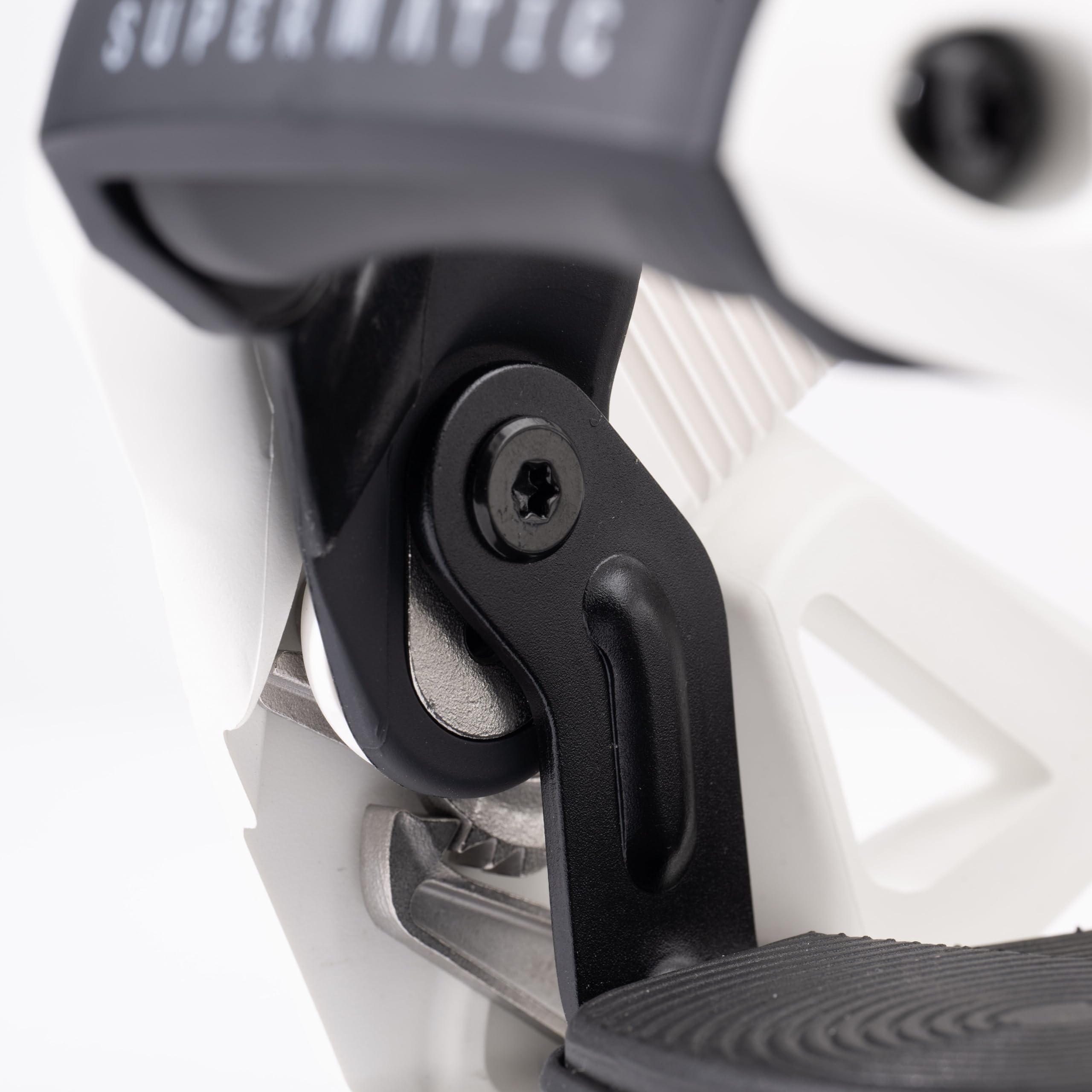 Nidecker Supermatic Snowboard - Attacco automatico universale a doppia entrata - Confortevole e affidabile come un classico attacco a due cinghie