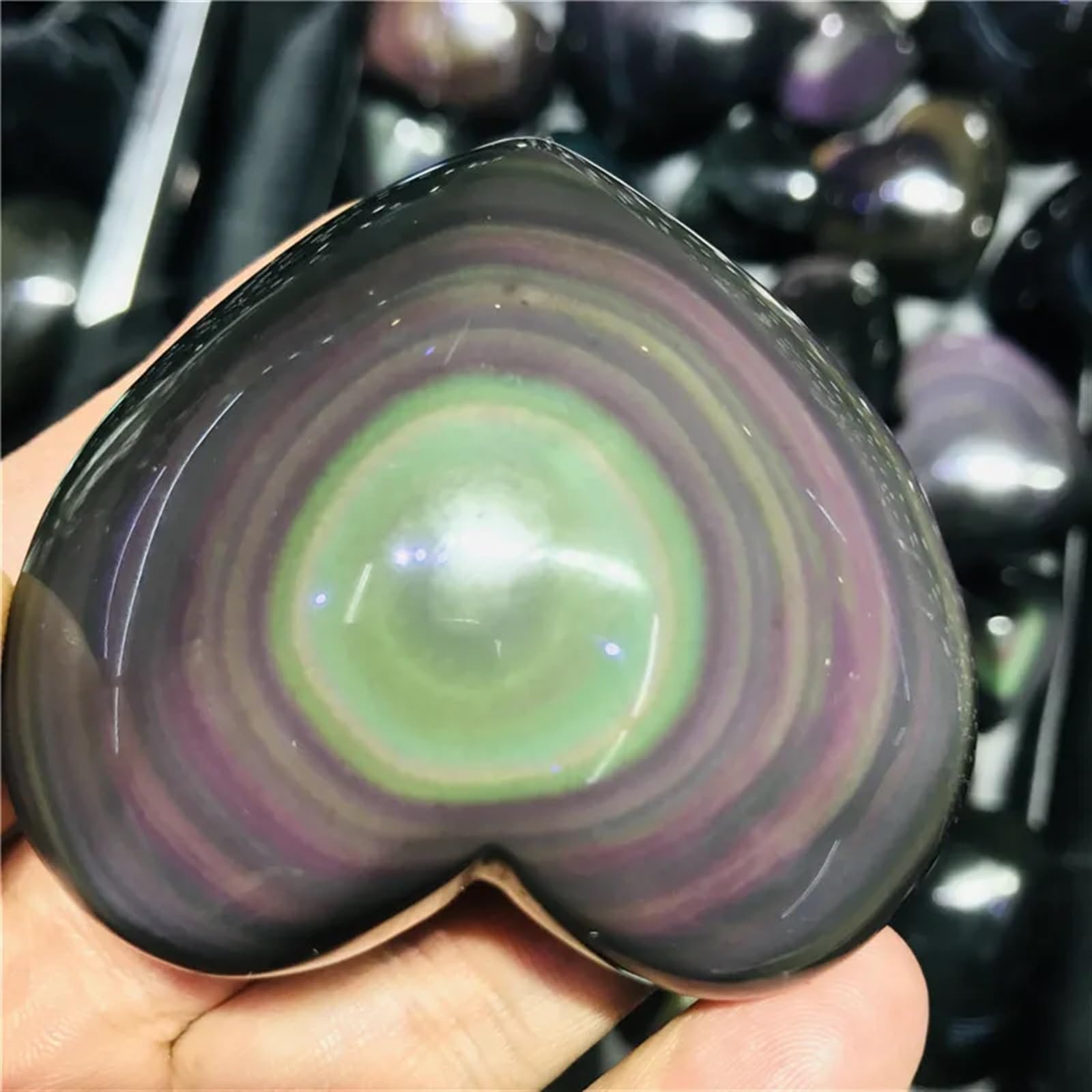 AUOQKQUT Rainbow Obsidian Cat's Eye Quartz Crystal Heart Stone Crystal and Specimens Decorative Gift Home Decor(120g)