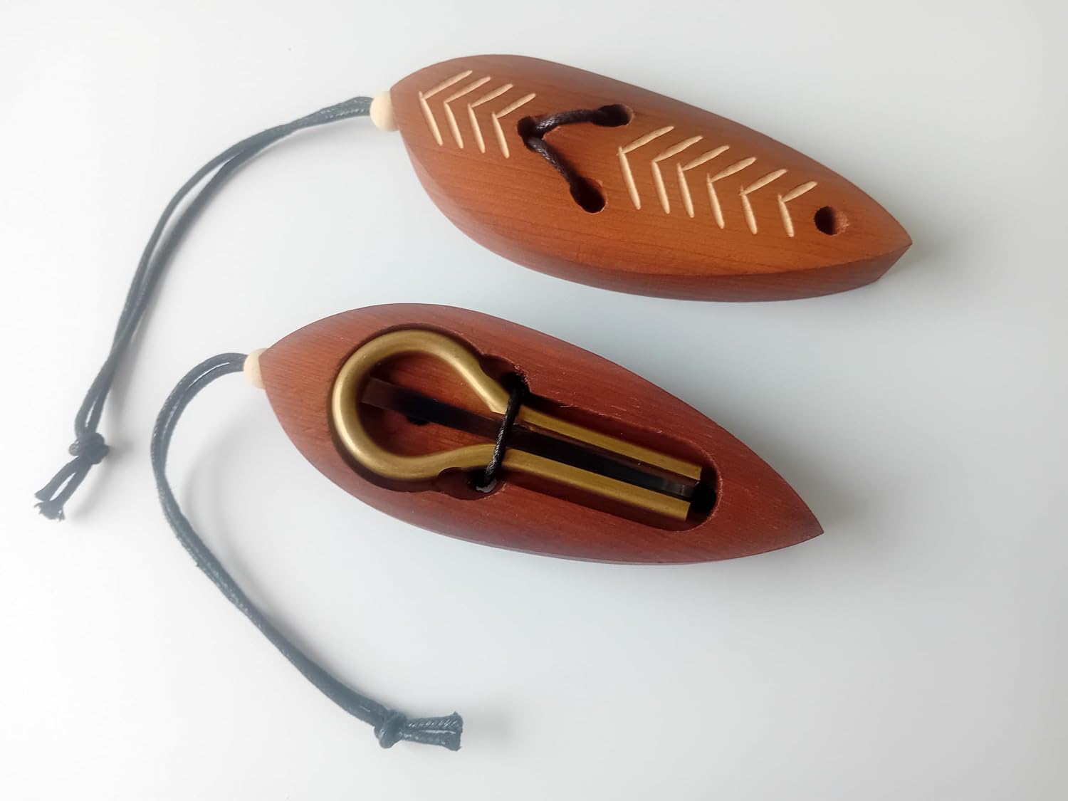 Jaw harp - Sunset, in the cedar case "Petal", brass, mid-tone. Beginner–Intermediate Grade, 83 mm (3,3 inch).