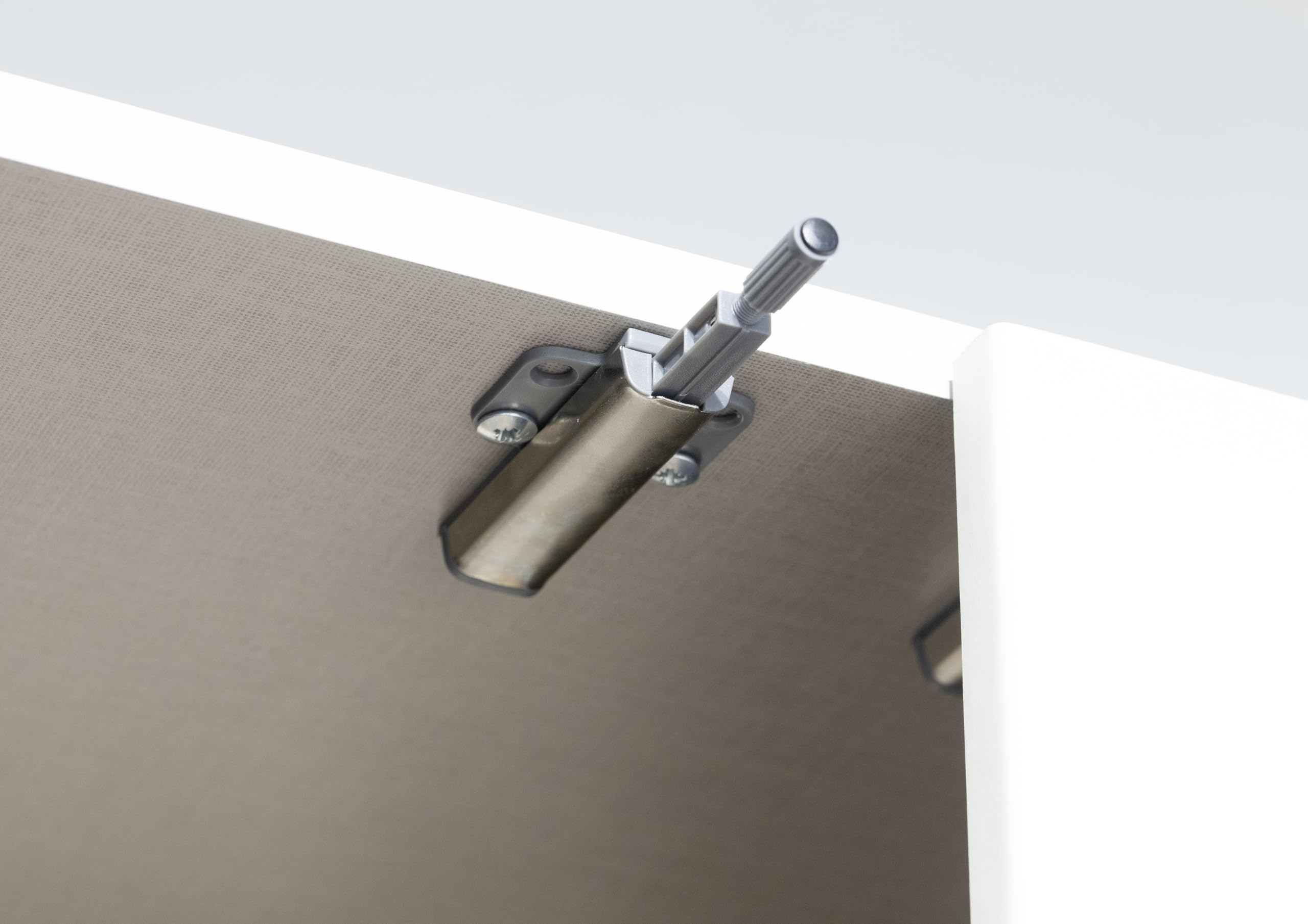 Rauch Möbel Costa, Kleiderschrank für Schlafzimmer, Kinderzimmer, Babyzimmer, Jugendzimmer, Flur, Garderobe 3-türig, 2 Schubladen, Push-to-Open, Farbe Weiß, Breite 136 cm