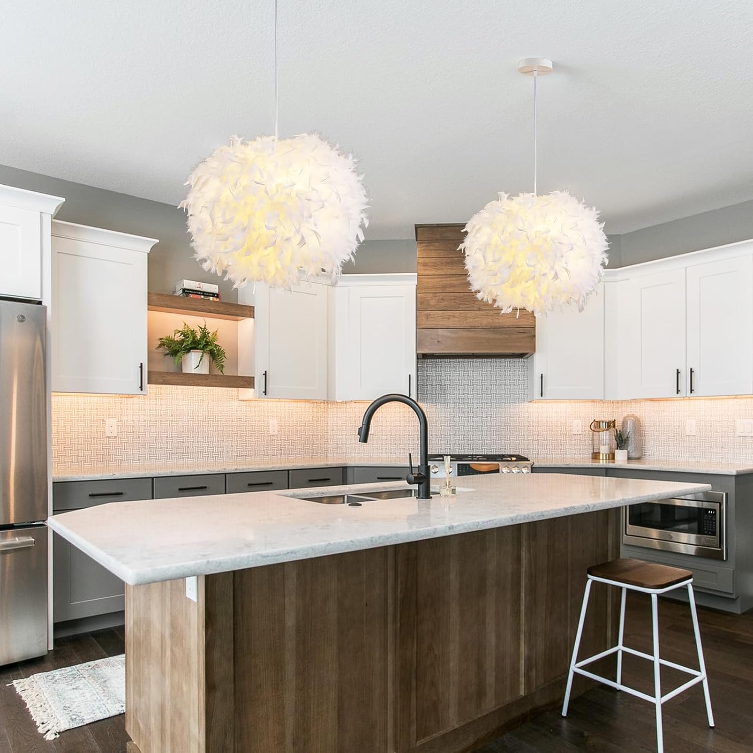 NZV White Feather Pendant Light for Bedroom 15.8in Modern Feathers Chandelier Light Fixture for Girls Room Romantic White Hanging Ceiling Lighting for Dining Room Kitchen Island Foyer Hallway