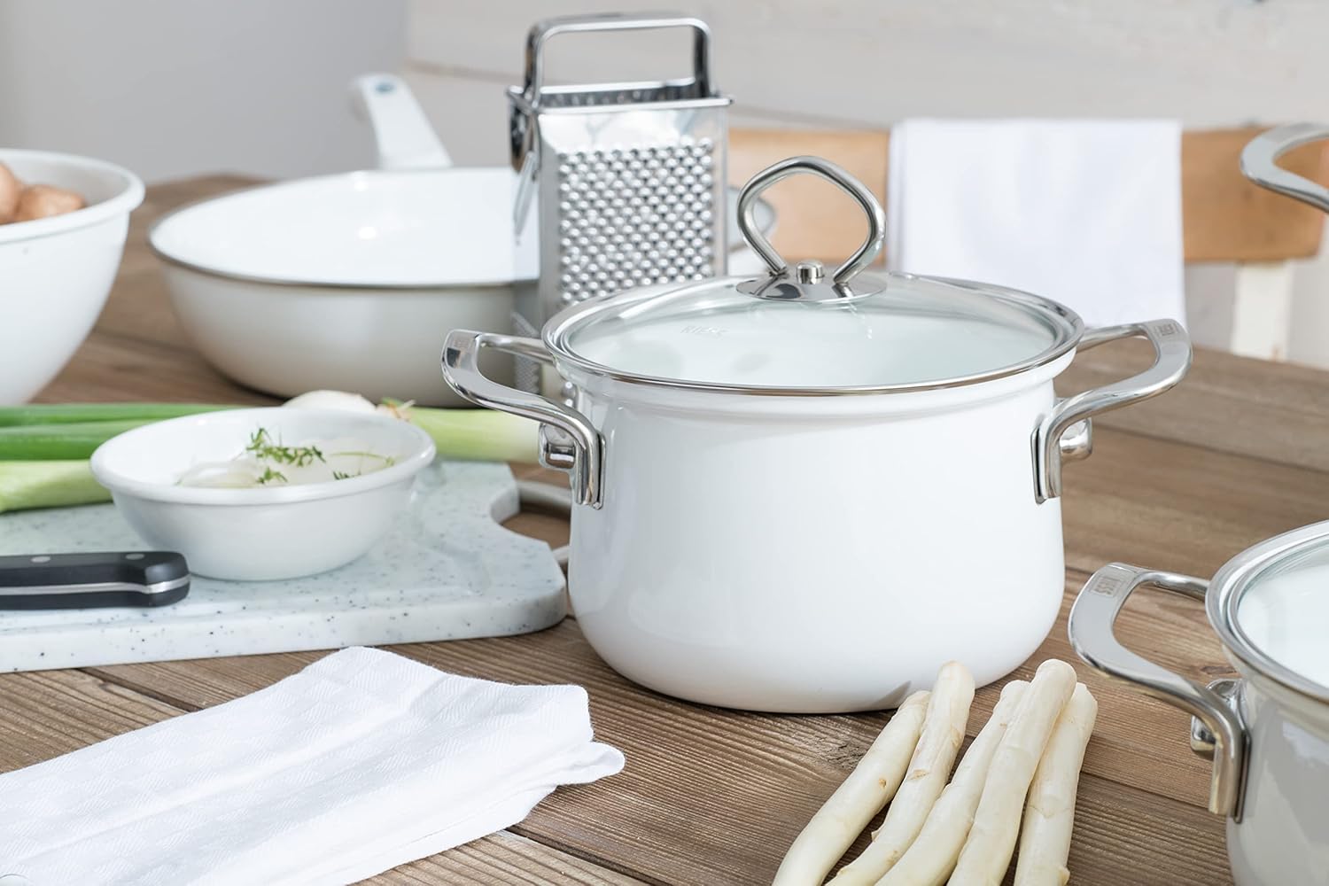 RIESS 0659-033 Fleischtopf m.Glasd Tool Set, Arctic White, 2.2 lbs (1 kg), 9.4 inches (24 cm), 6 L