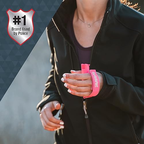 Miniatura 4 de SABRE Runner Pepper Gel, spray OC de máxima fuerza policial, correa de mano reflectante para un fácil transporte y acceso rápido, 0.67 onzas