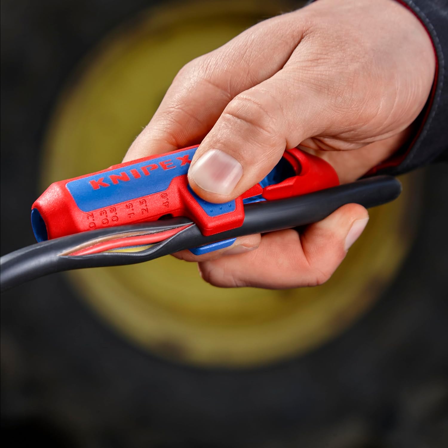 KNIPEX 16 95 03 SB ErgoStrip PV Stripping Tool Stripping Knife Suitable for Round Cables, S