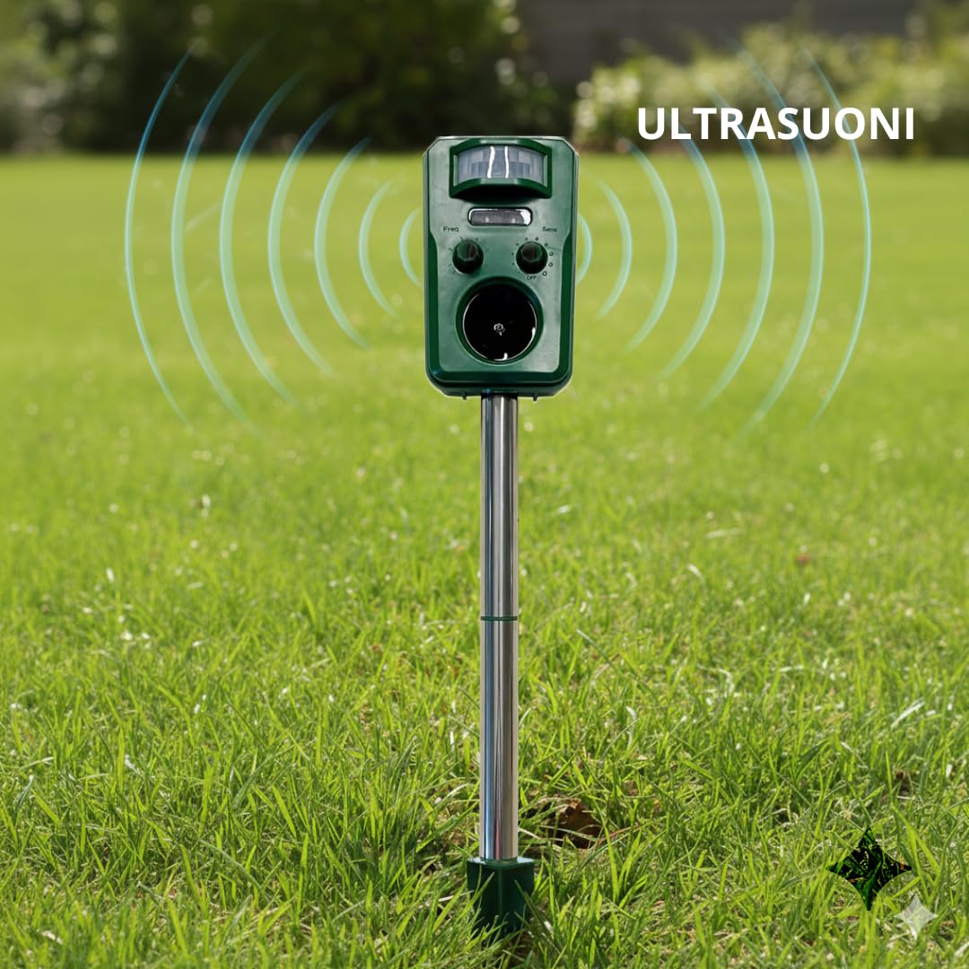 Sandokan, Repellente Animali Ad Energia Solare, Tecnologia Ultrasuoni Con Sensore Infrarossi e Luci Stroboscopiche, Protezione Giardini, Orti e Cortili, 6 Modalità di Frequenza, Ecologico e Sicuro