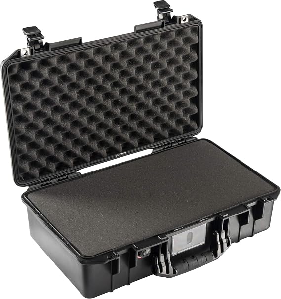 Pelican 1525 Air Case With Foam (Black)