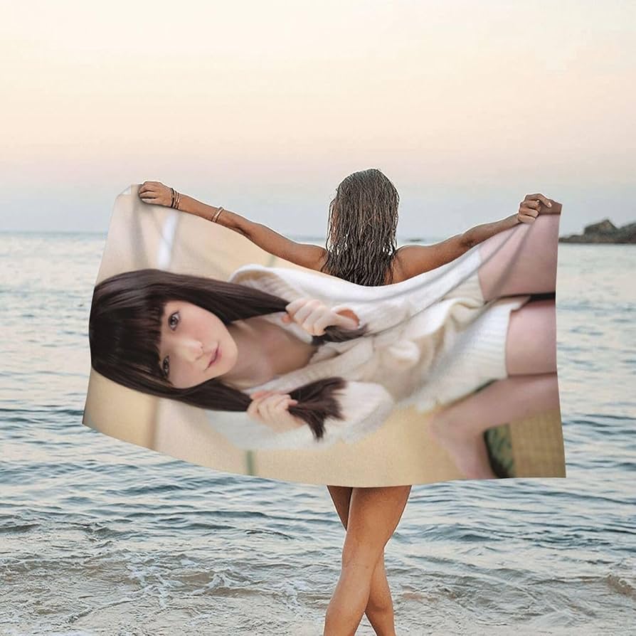 Amazon｜写真 吸水速乾 バスタオル 長濱ねる (12) 洗顔タオル ホテル