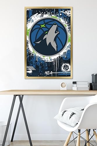 Vista 90 de Trends International NBA Minnesota Timberwolves - Póster de pared con logotipo Maximalist 23, 22.37 x 34.00 pulgadas, paquete de póster y clip