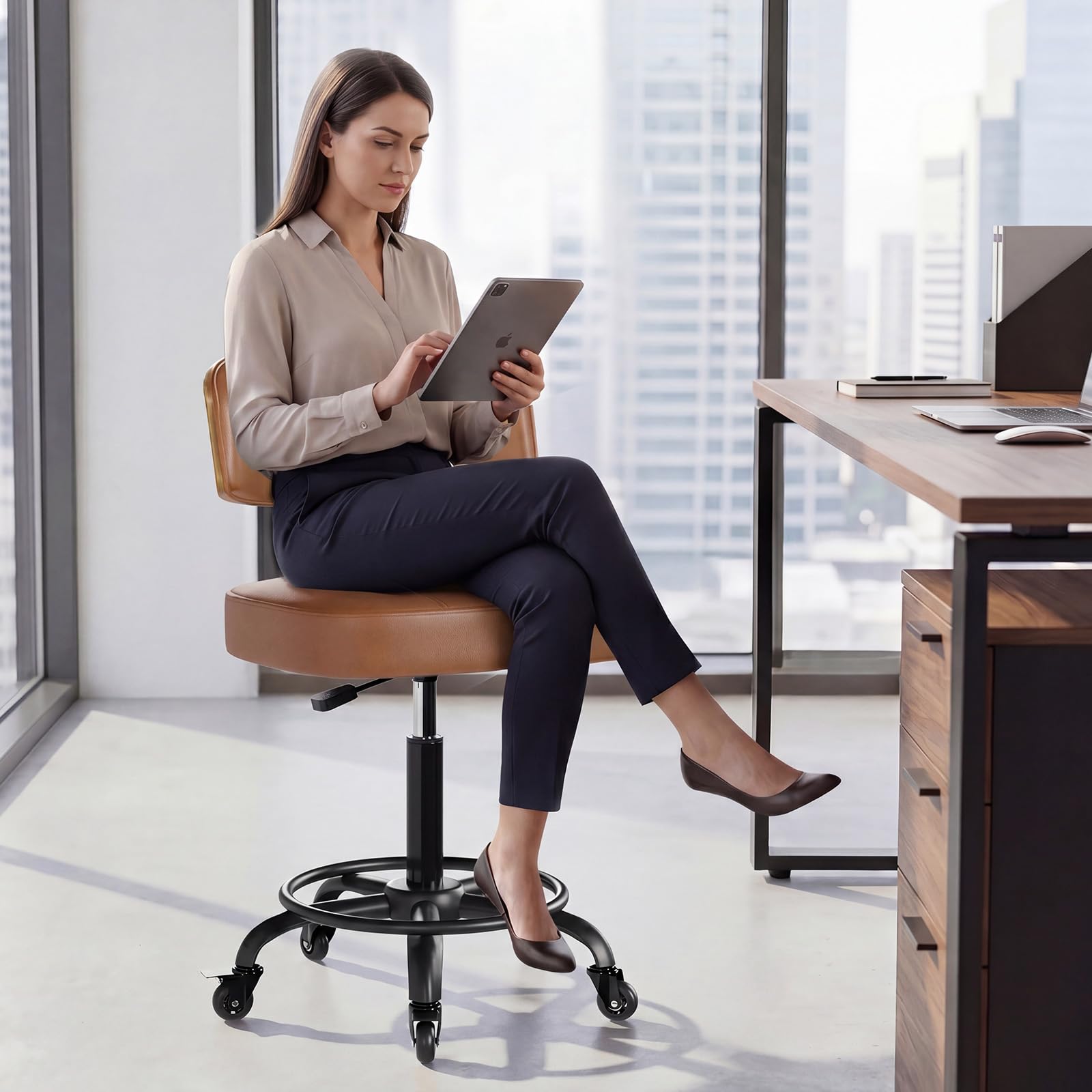 Bürostuhl ohne Armlehnen Drehstuhl 360° Schreibtischstuhl mit Rollen höhenverstellbar PU-Leder für Arbeitszimmer Schlafzimmer Homeoffice Schminkbereich Operationssaal Labor Schwarz Braun